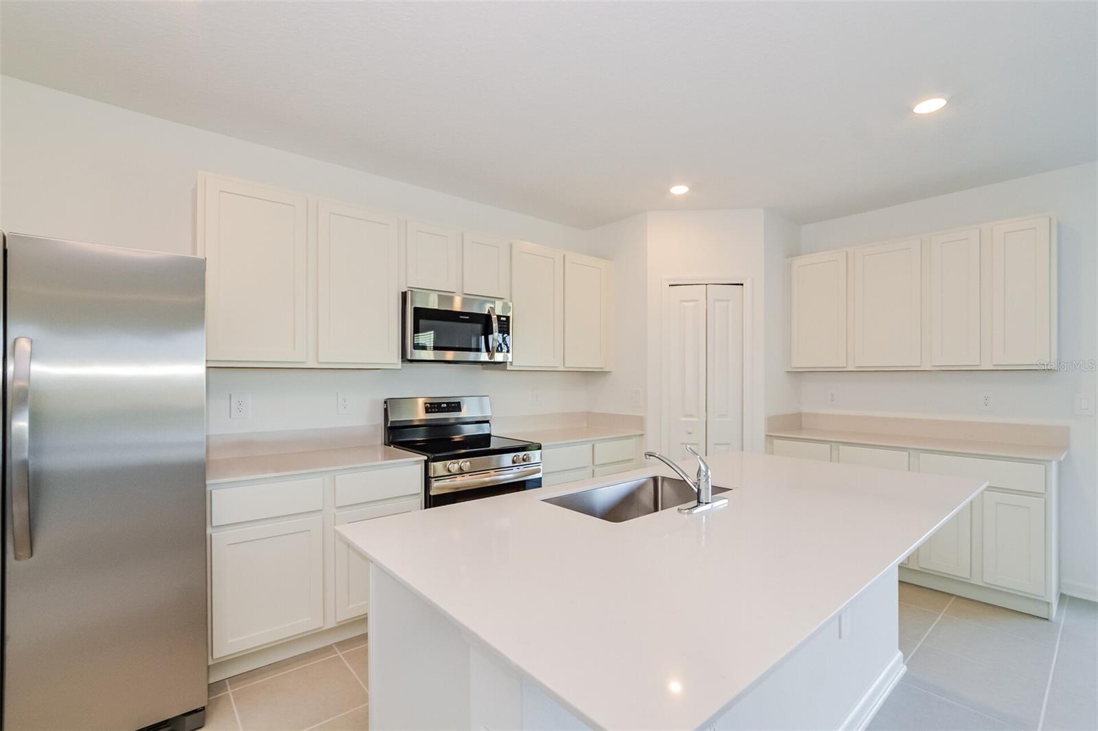 CROSSWINDS EAST PH 1 - Residential Lease