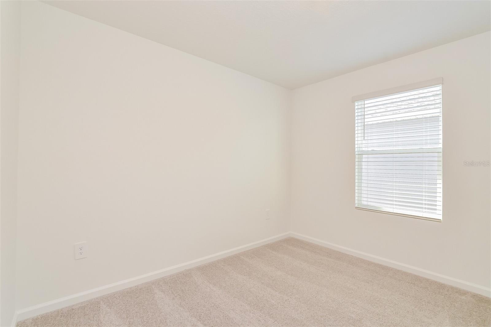 CROSSWINDS EAST PH 1 - Residential Lease