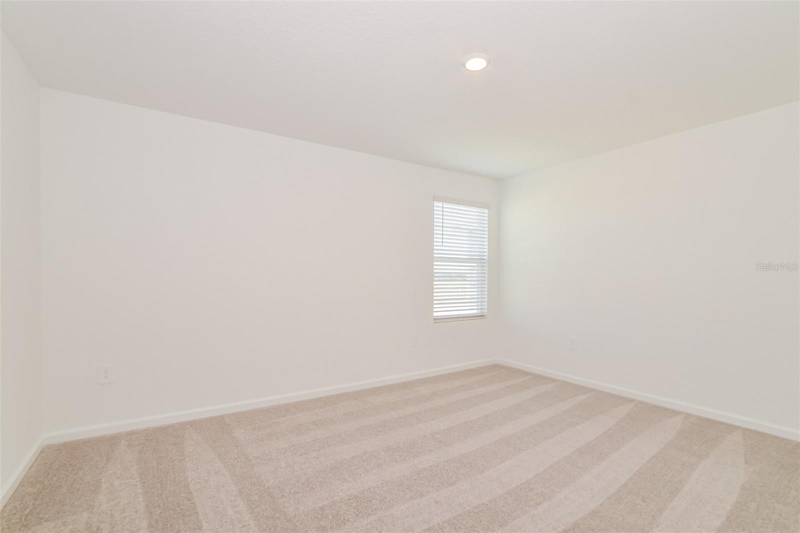 CROSSWINDS EAST PH 1 - Residential Lease