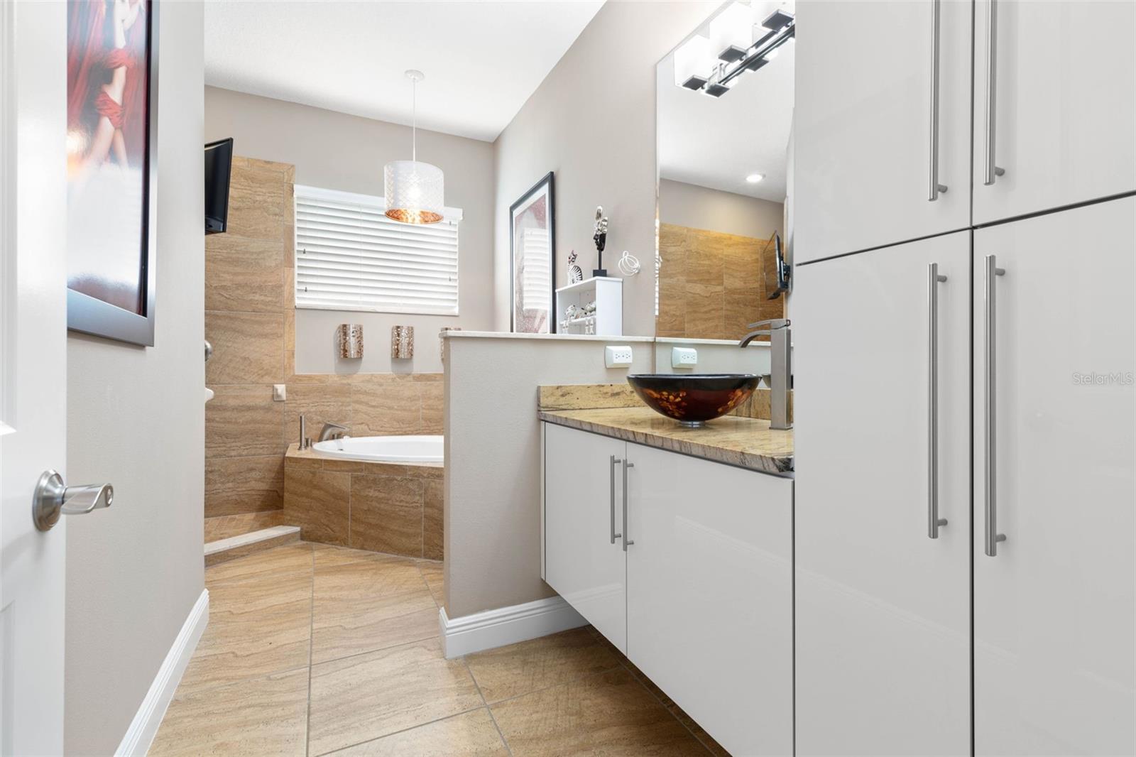 BEVERLY SHORES EAST - Residential