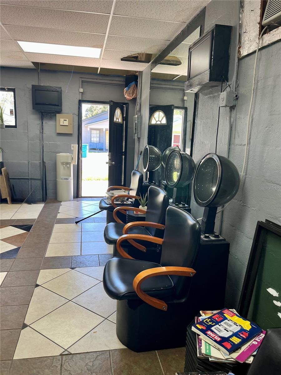 MORGANS ADD 01 - Commercial Sale