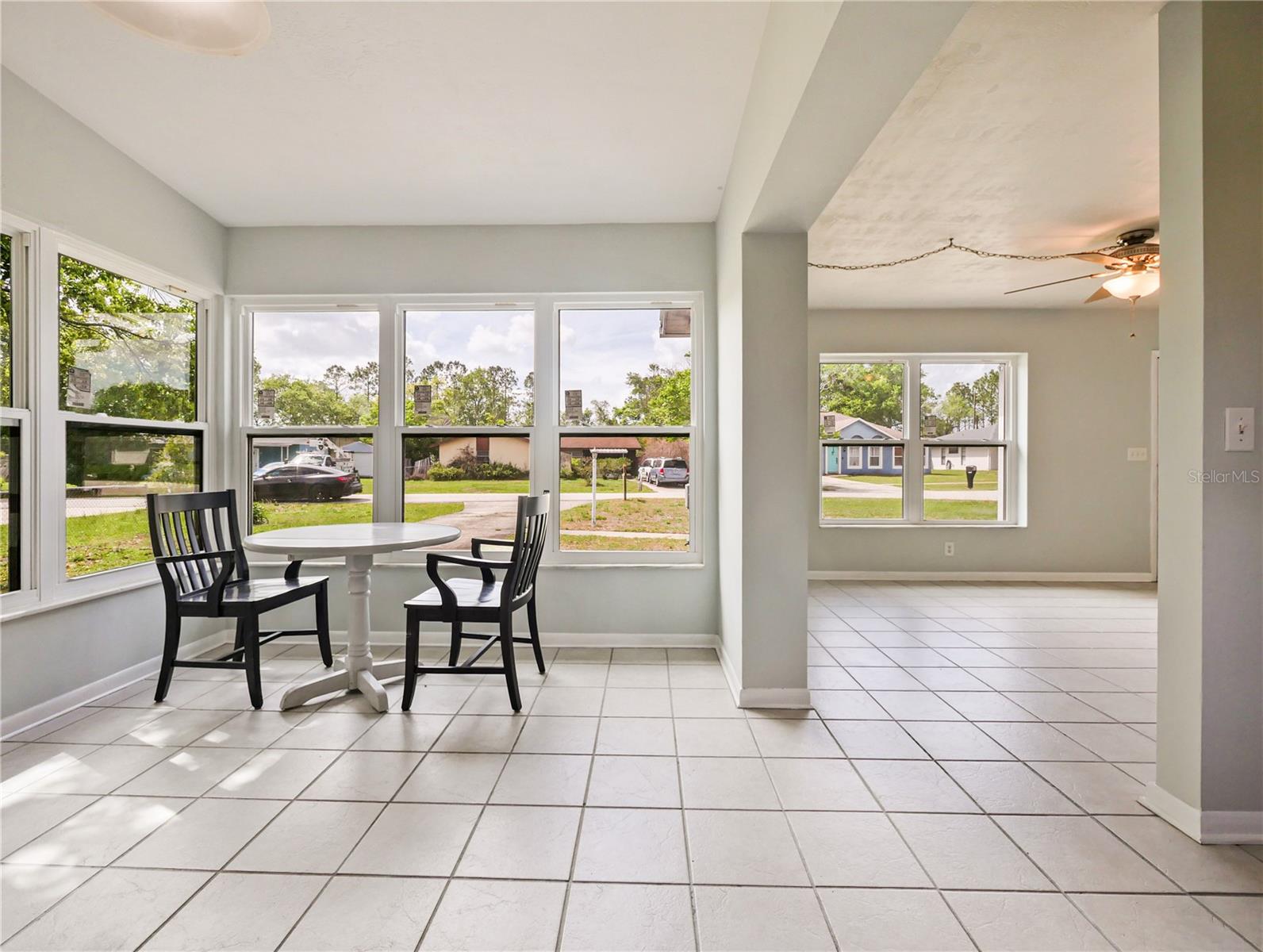 DELTONA LAKES UNIT 10 IN 25 & 36 18 30 - Residential