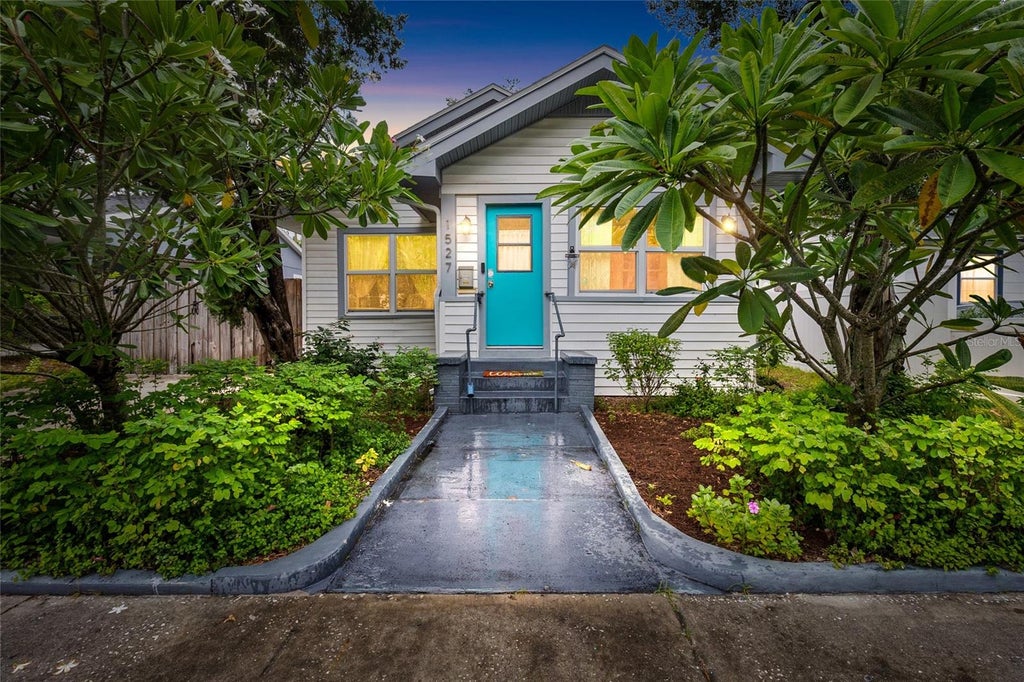 Photo of 1527 13th Street S, St Petersburg, FL 33705 (MLS # TB8556727)