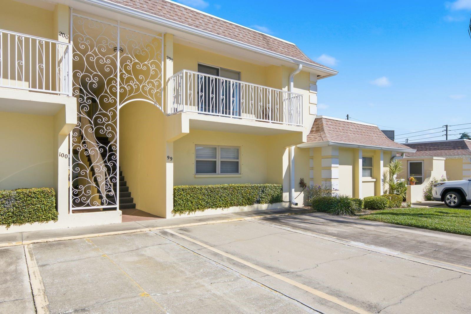 610 INDIAN ROCKS ROAD N 299