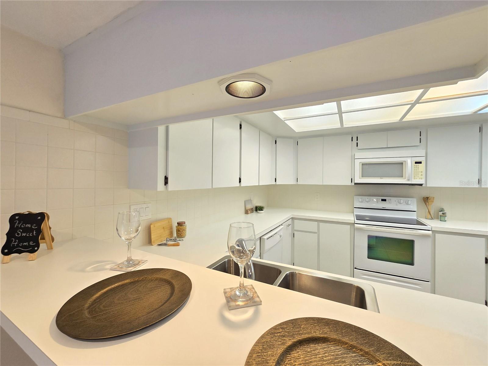 BRYNNWOOD CONDO 1 - Residential