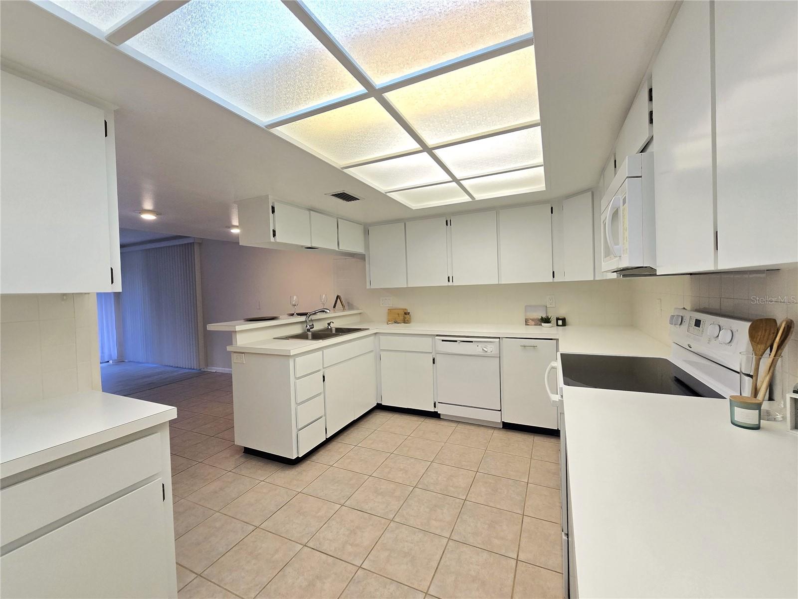 BRYNNWOOD CONDO 1 - Residential