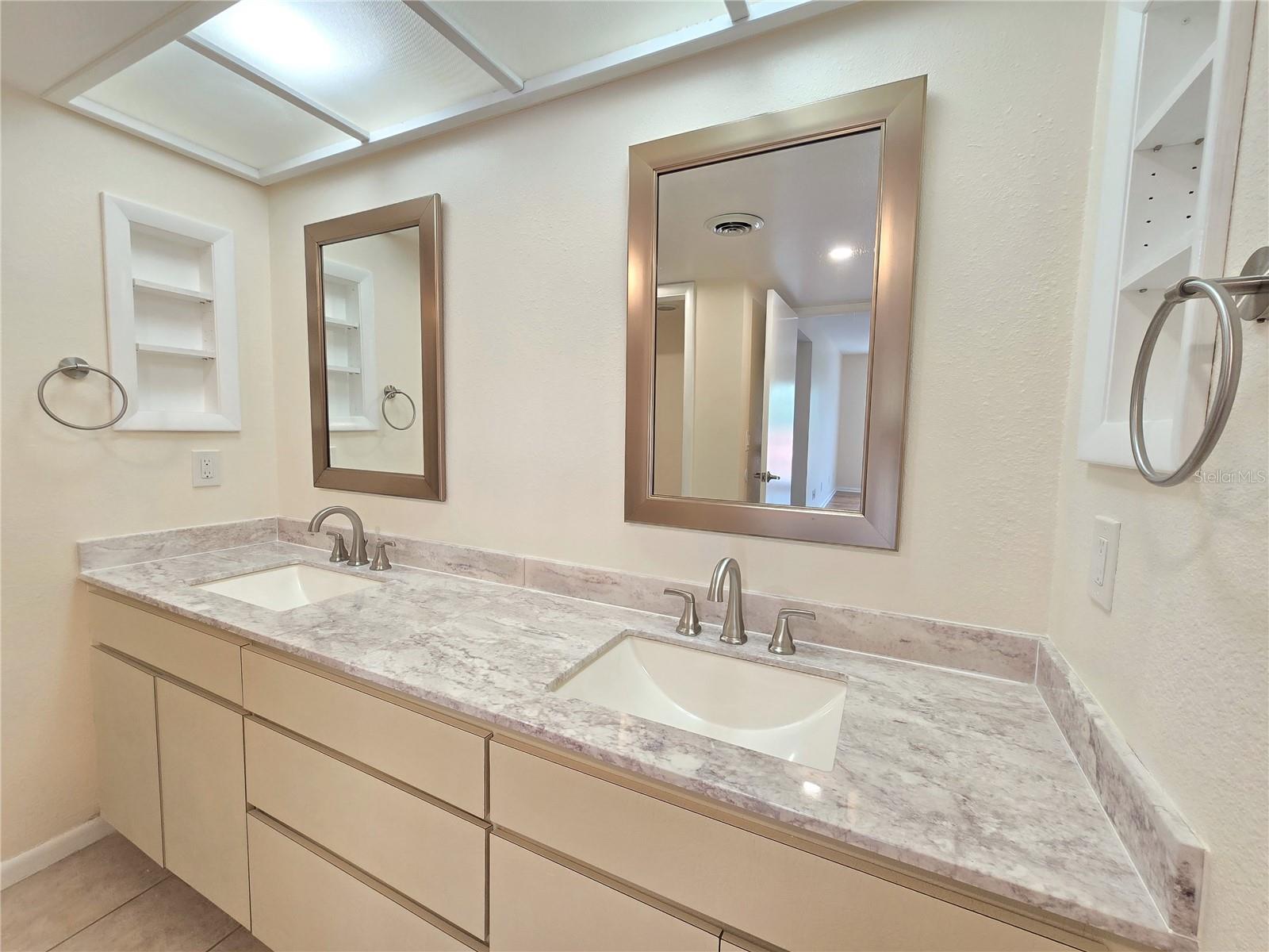 BRYNNWOOD CONDO 1 - Residential