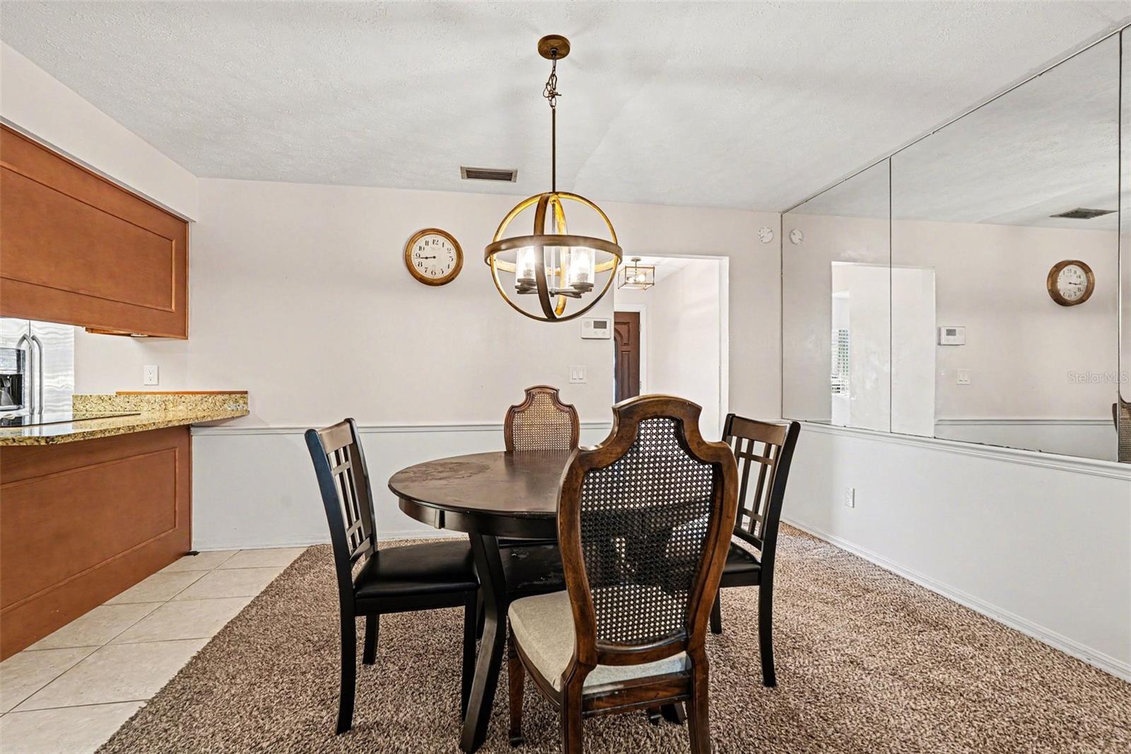 LAS BRISAS - Residential