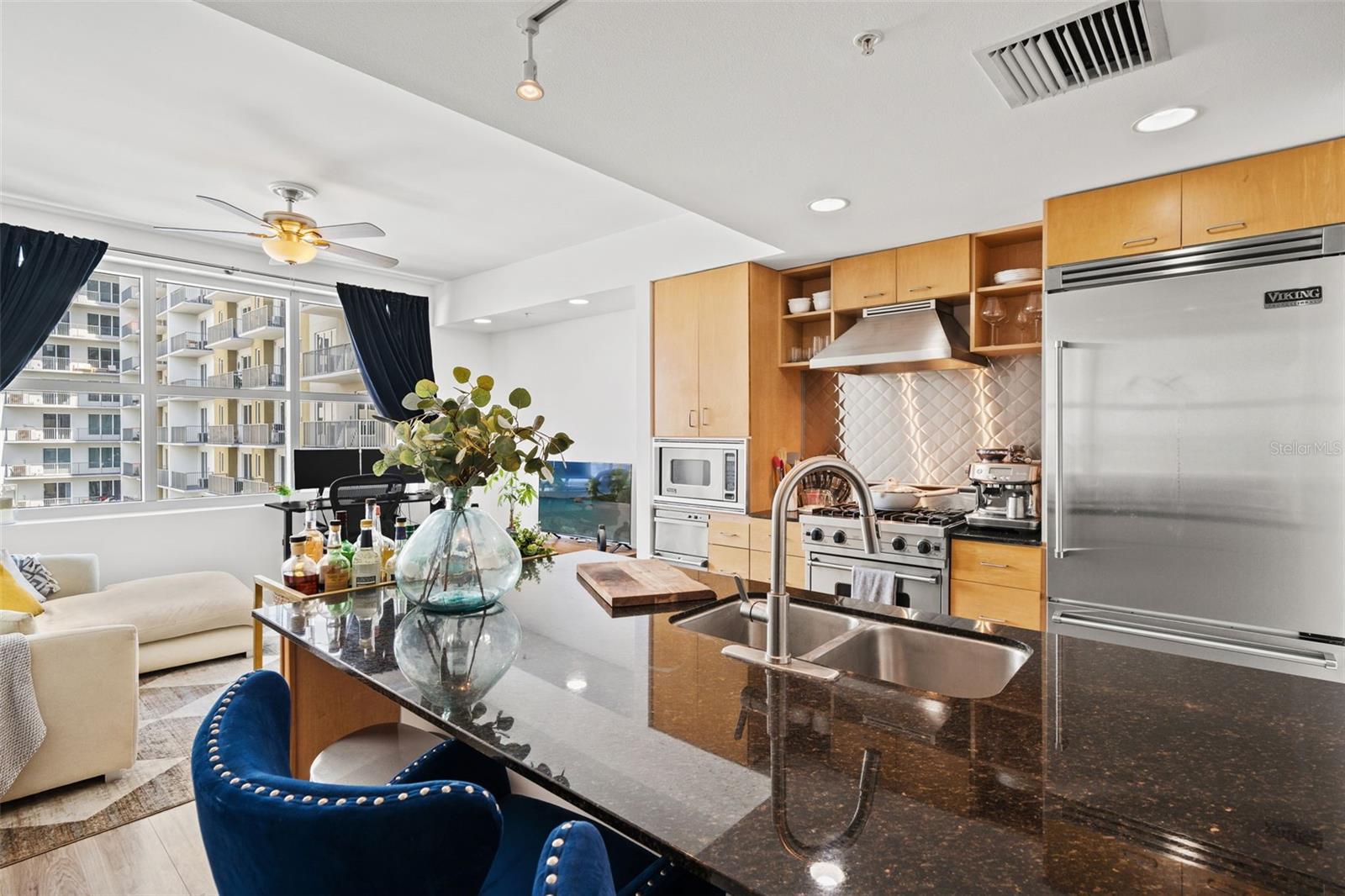 GRAND CENTRAL AT KENNEDY RESID - Residential