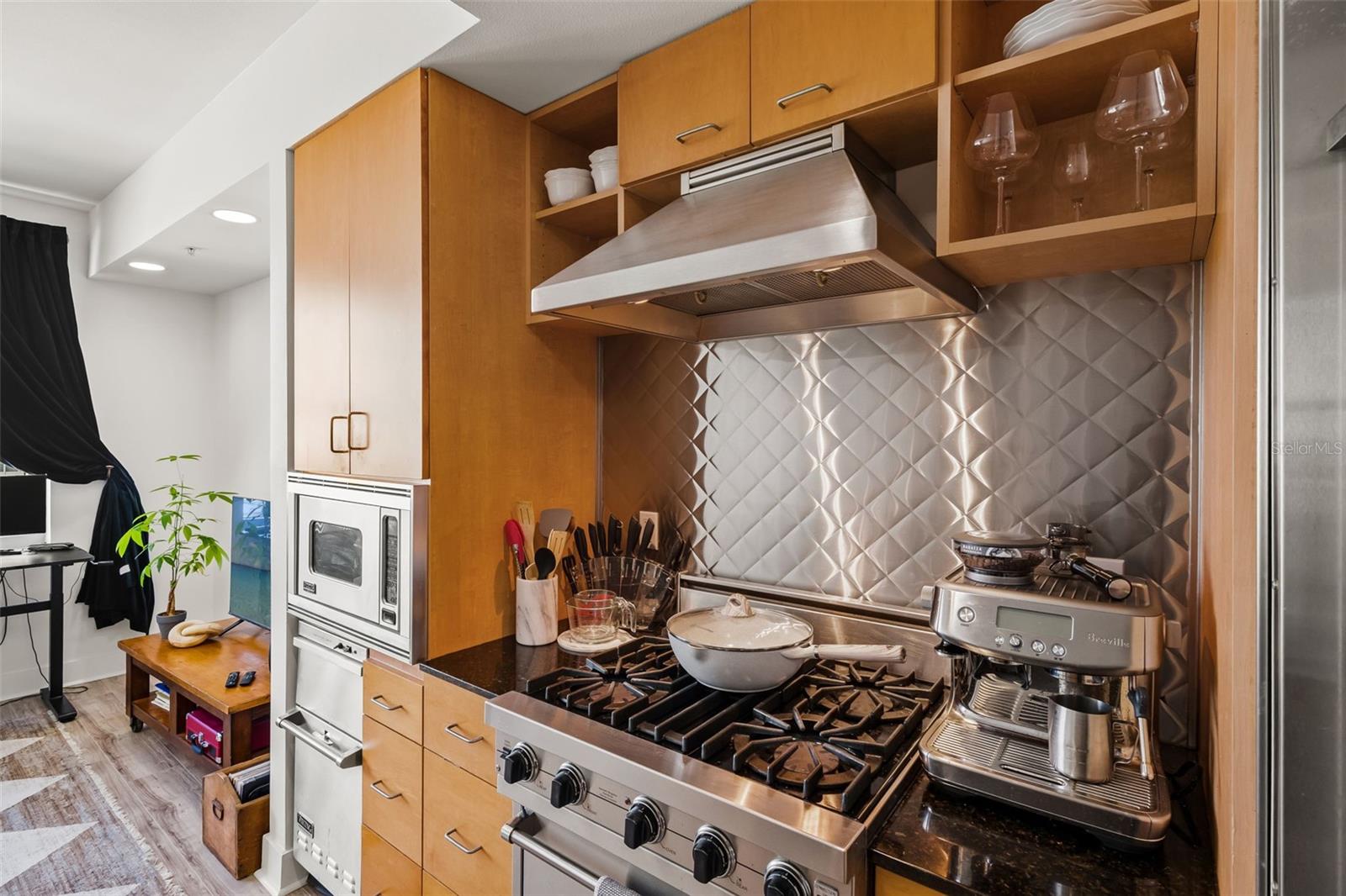 GRAND CENTRAL AT KENNEDY RESID - Residential