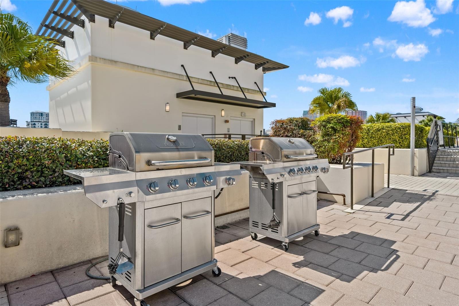 GRAND CENTRAL AT KENNEDY RESID - Residential