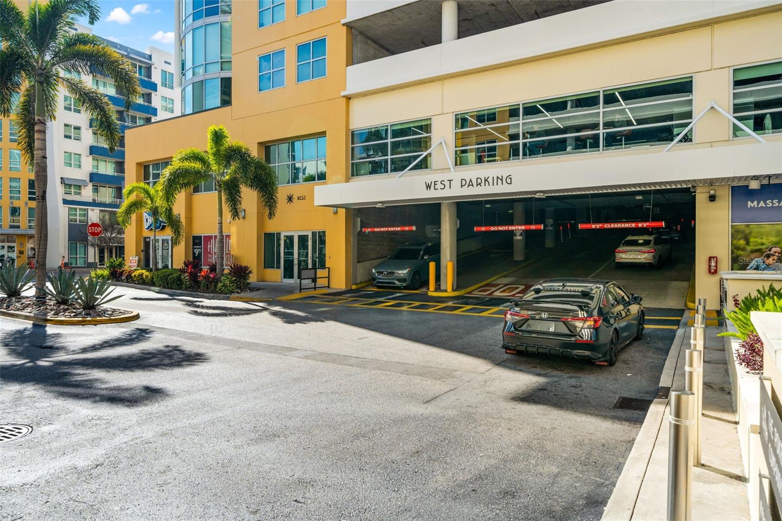 GRAND CENTRAL AT KENNEDY RESID - Residential