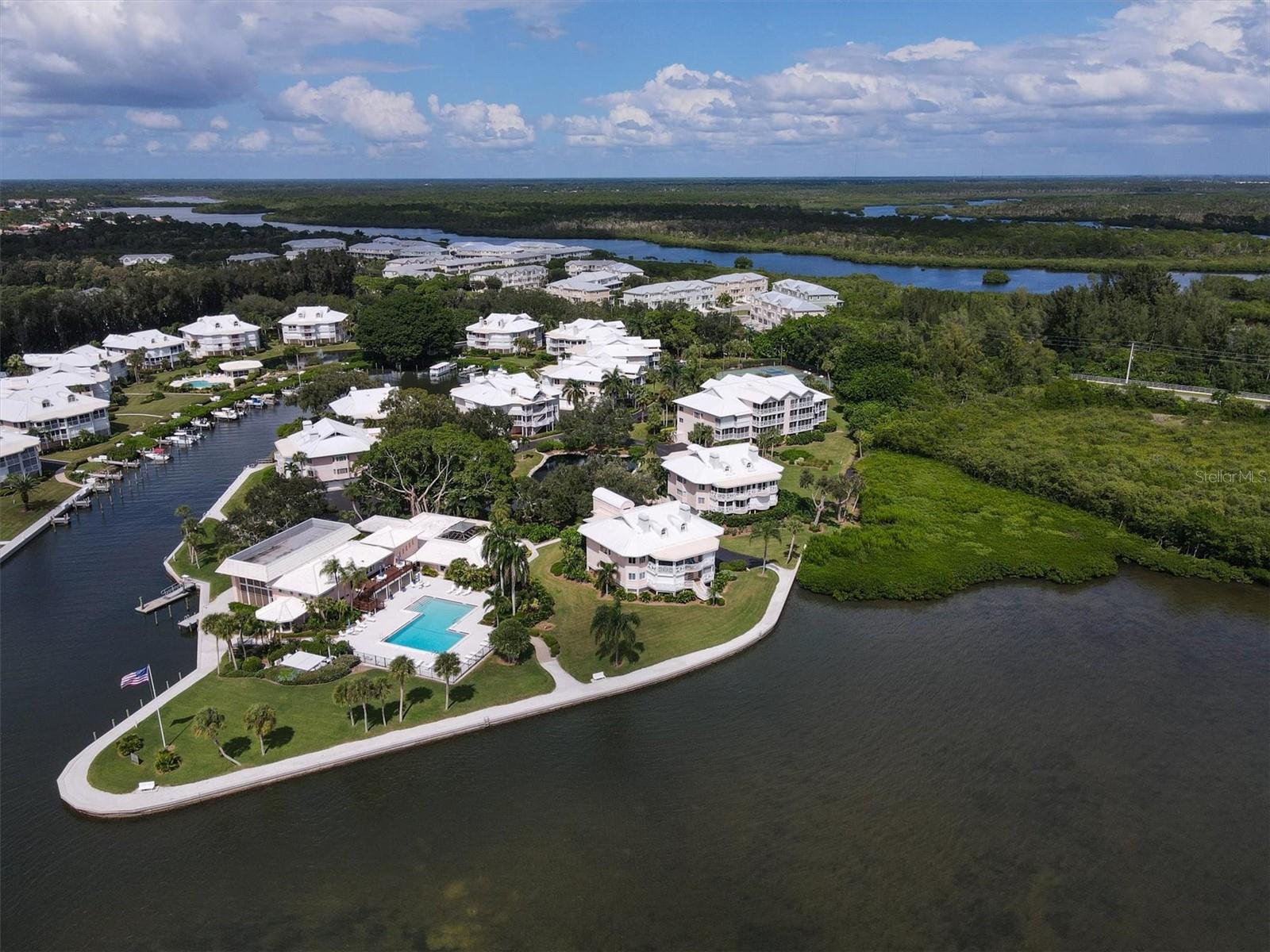 PLACIDA HARBOUR PH 01 BLDG 07 - Residential