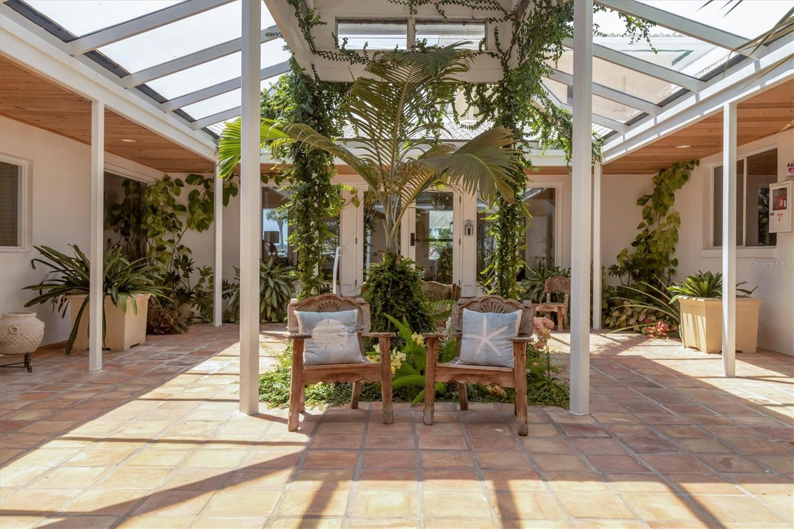 PLACIDA HARBOUR PH 01 BLDG 07 - Residential