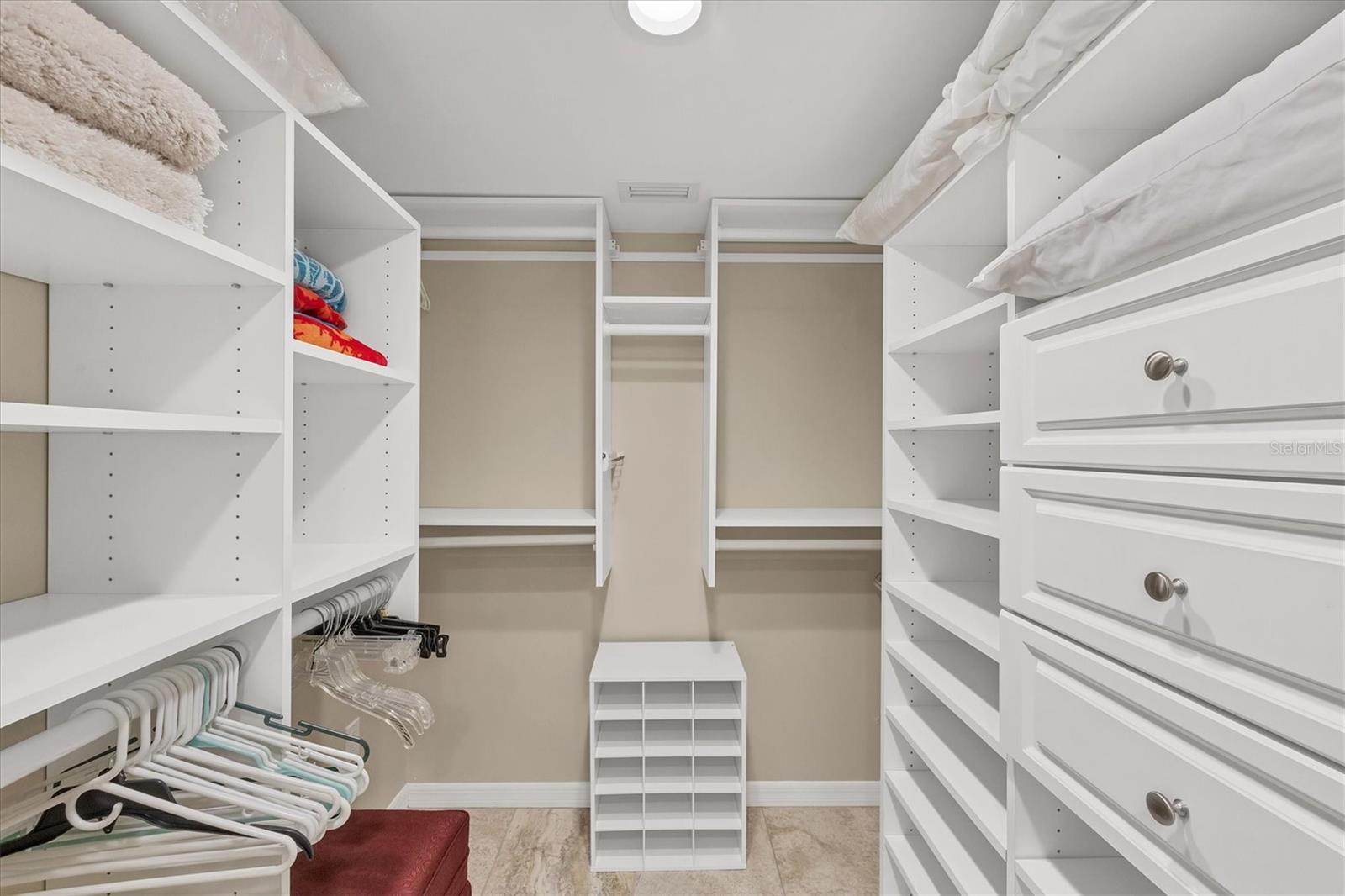 PLACIDA HARBOUR PH 01 BLDG 07 - Residential