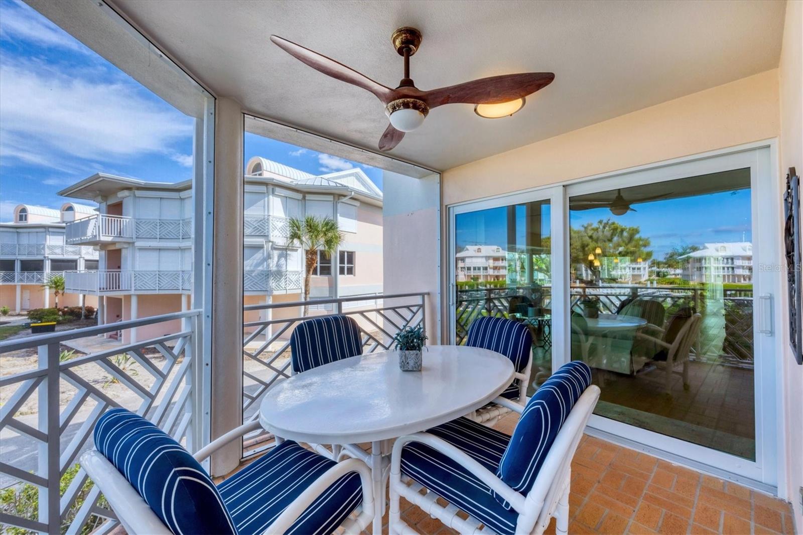 PLACIDA HARBOUR PH 01 BLDG 07 - Residential