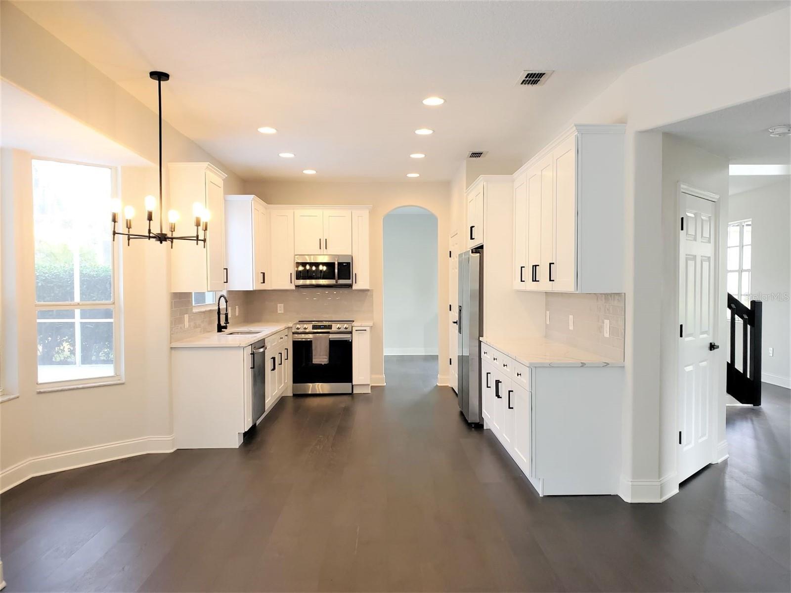 RIVER HILLS COUNTRY CLUB PARCE - Residential