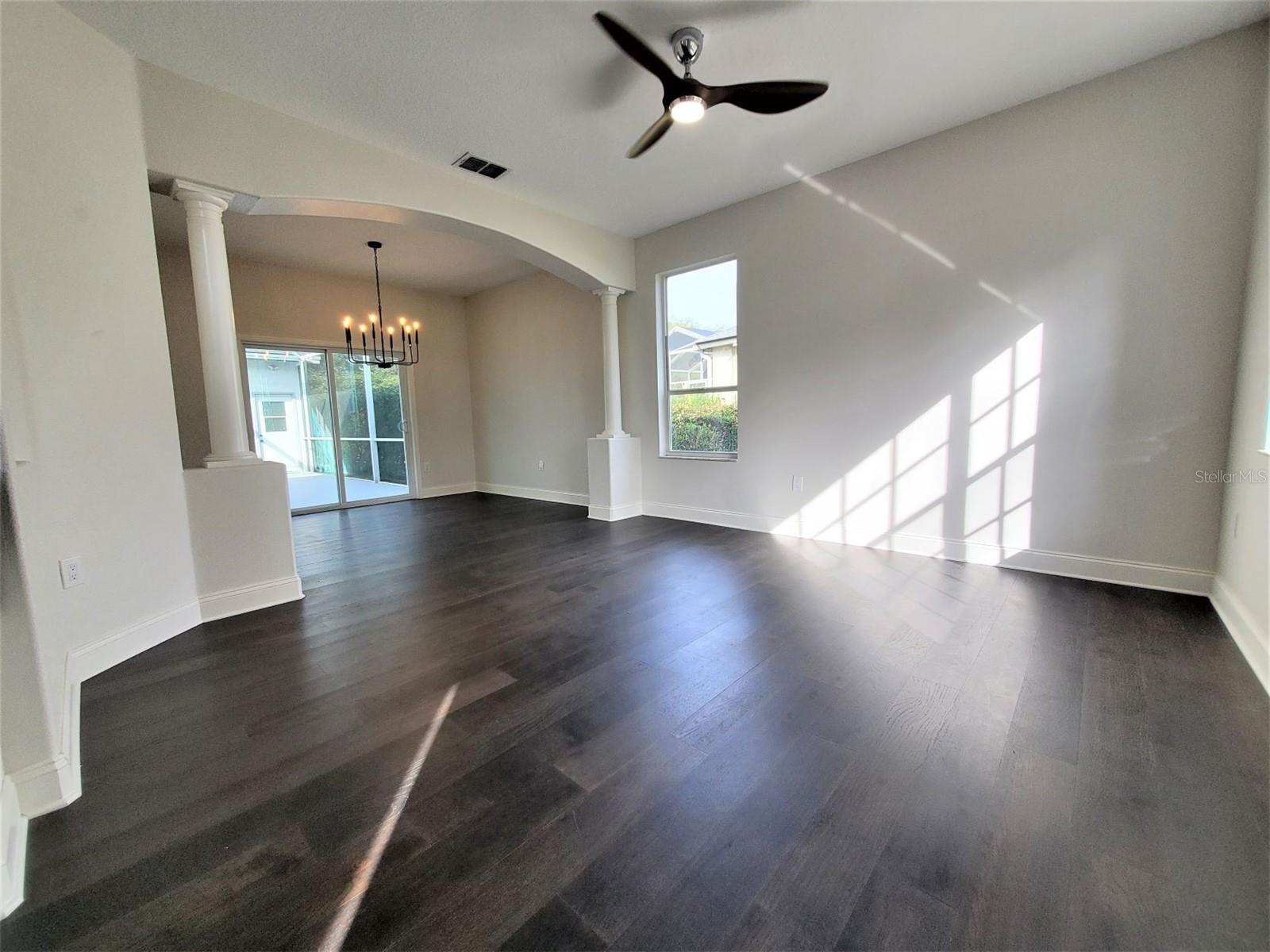 5318 TWIN CREEKS DRIVE