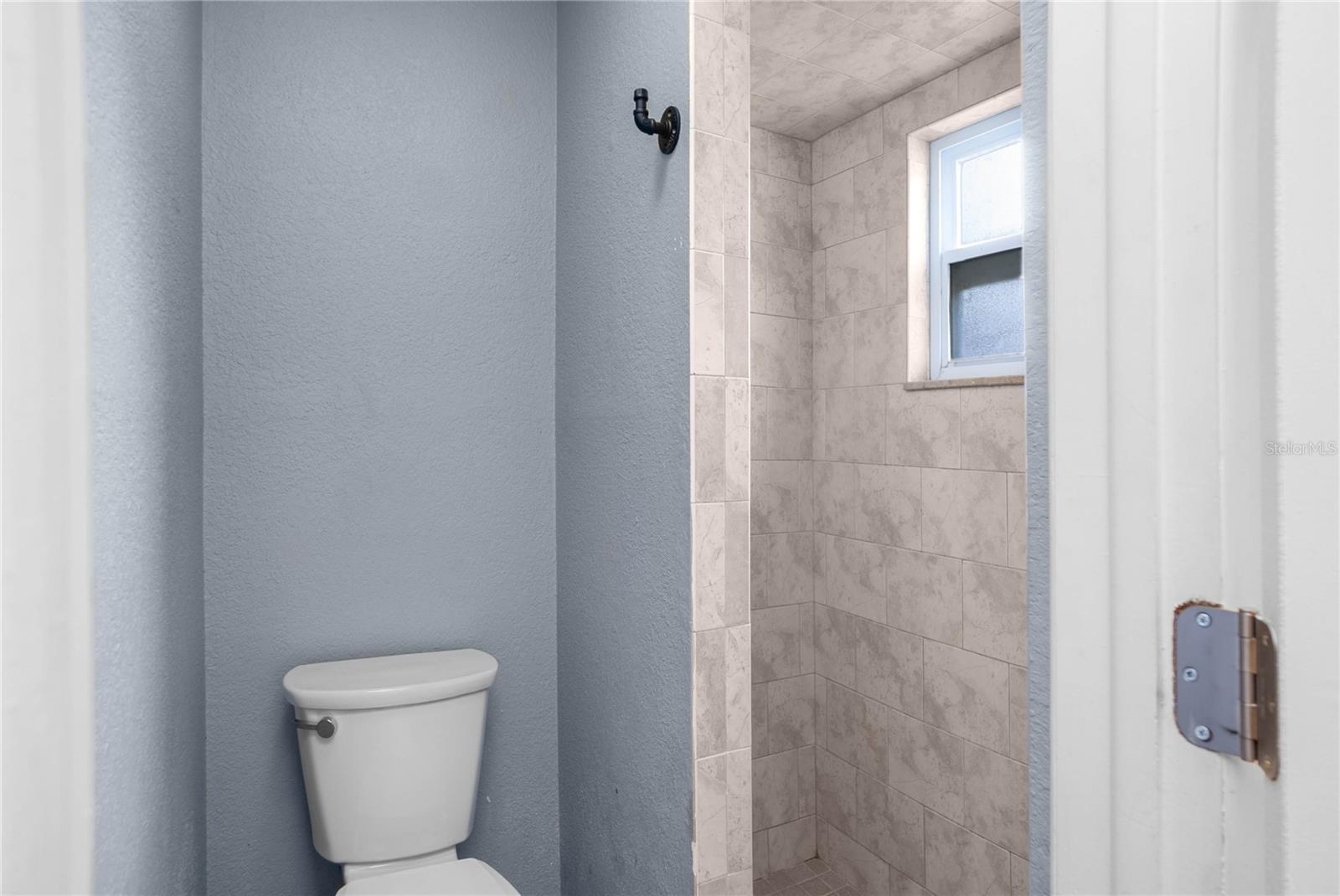 LOCKSHIRE PARK UNIT 02 UNREC - Residential