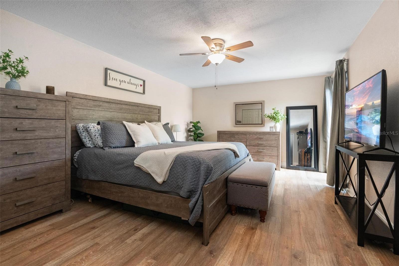 CINNAMON HILL - Residential