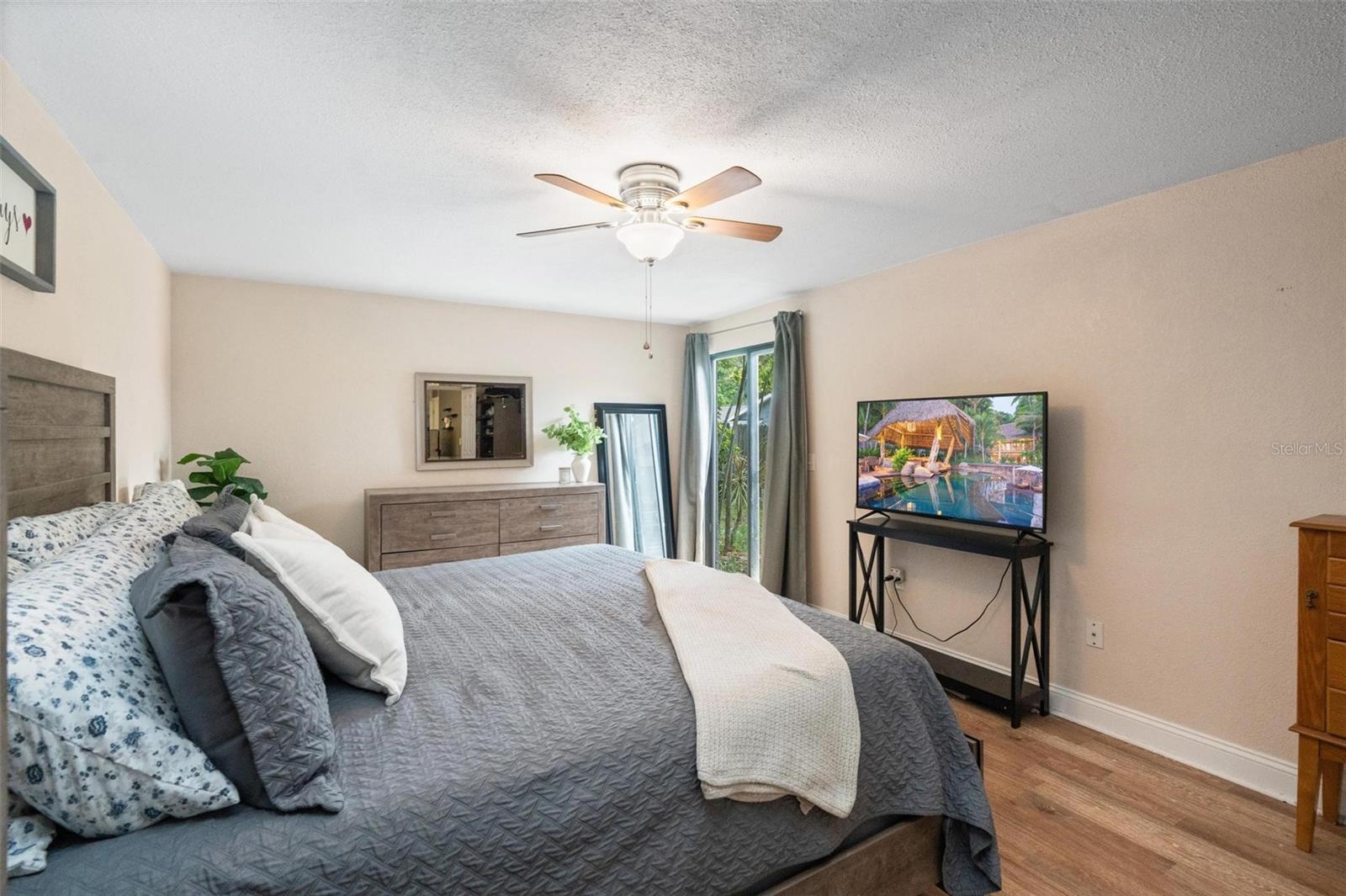CINNAMON HILL - Residential