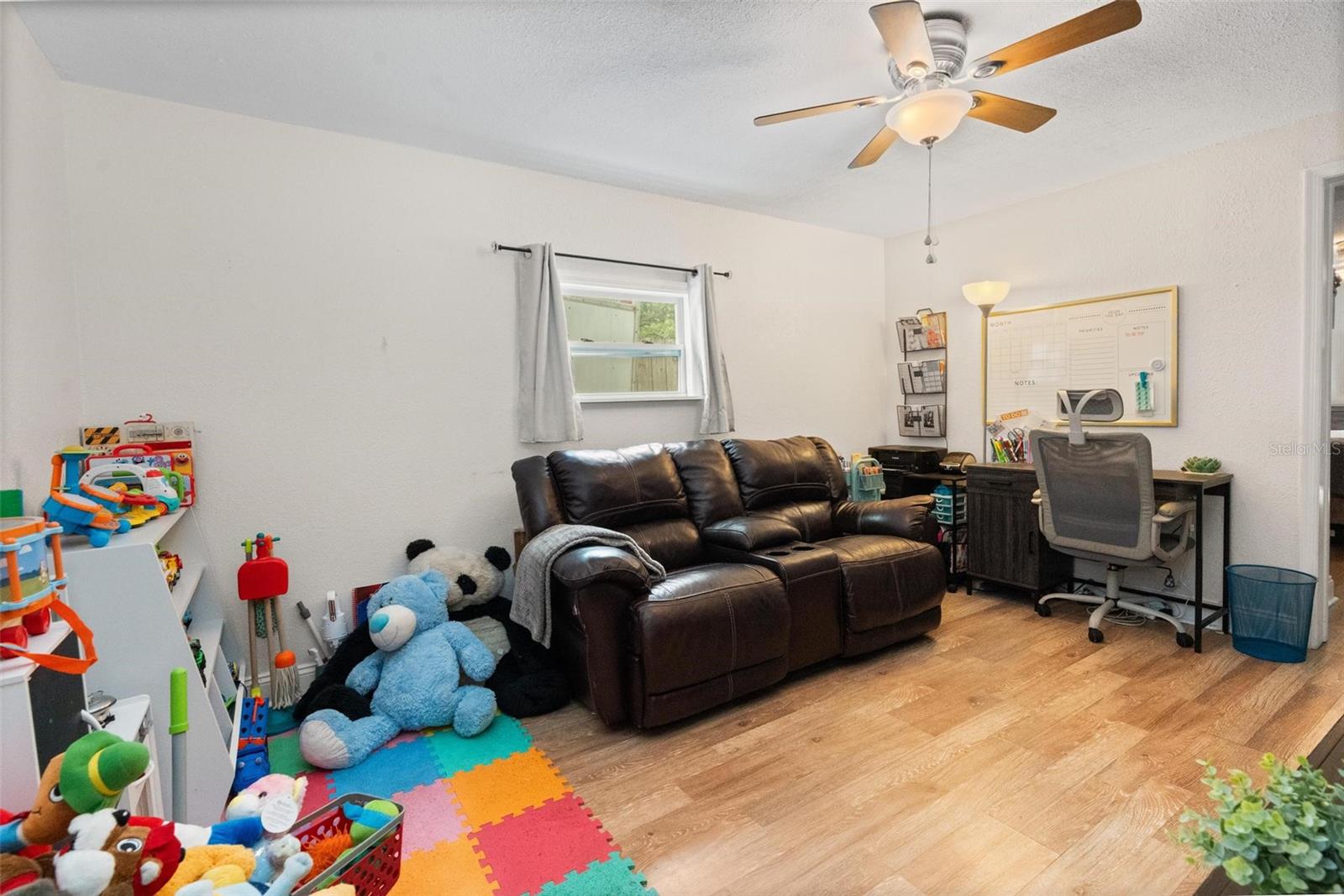 CINNAMON HILL - Residential