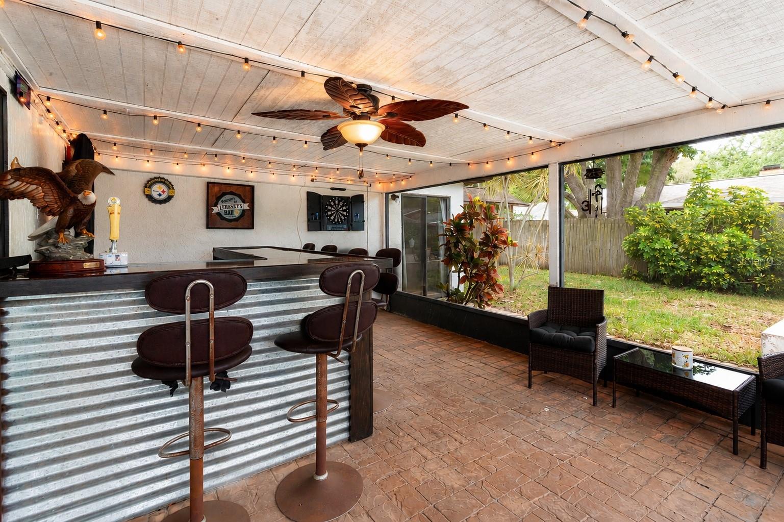 CINNAMON HILL - Residential