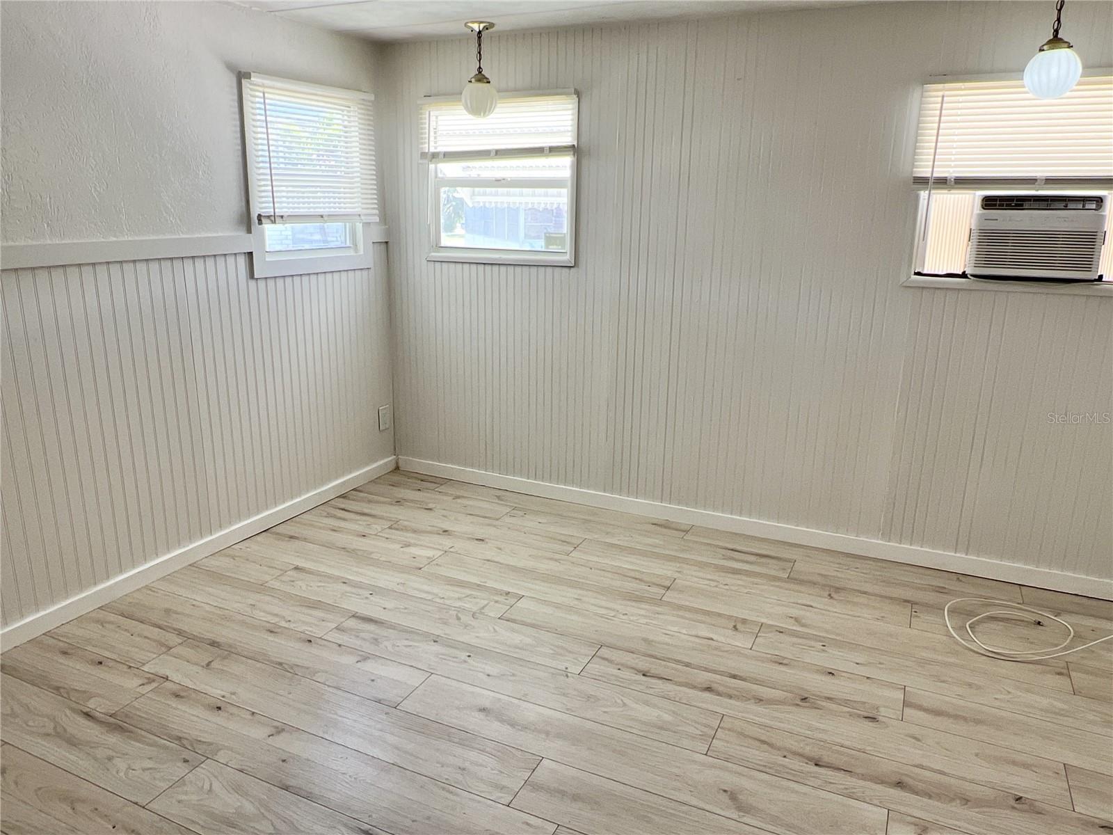 MOBEL AMERICANA MOBILE HOME PARK UNREC - Residential
