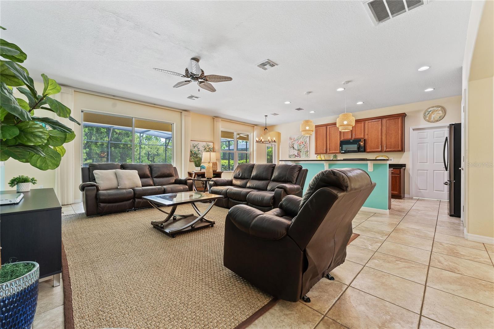 256 YELLOW SNAPDRAGON DRIVE