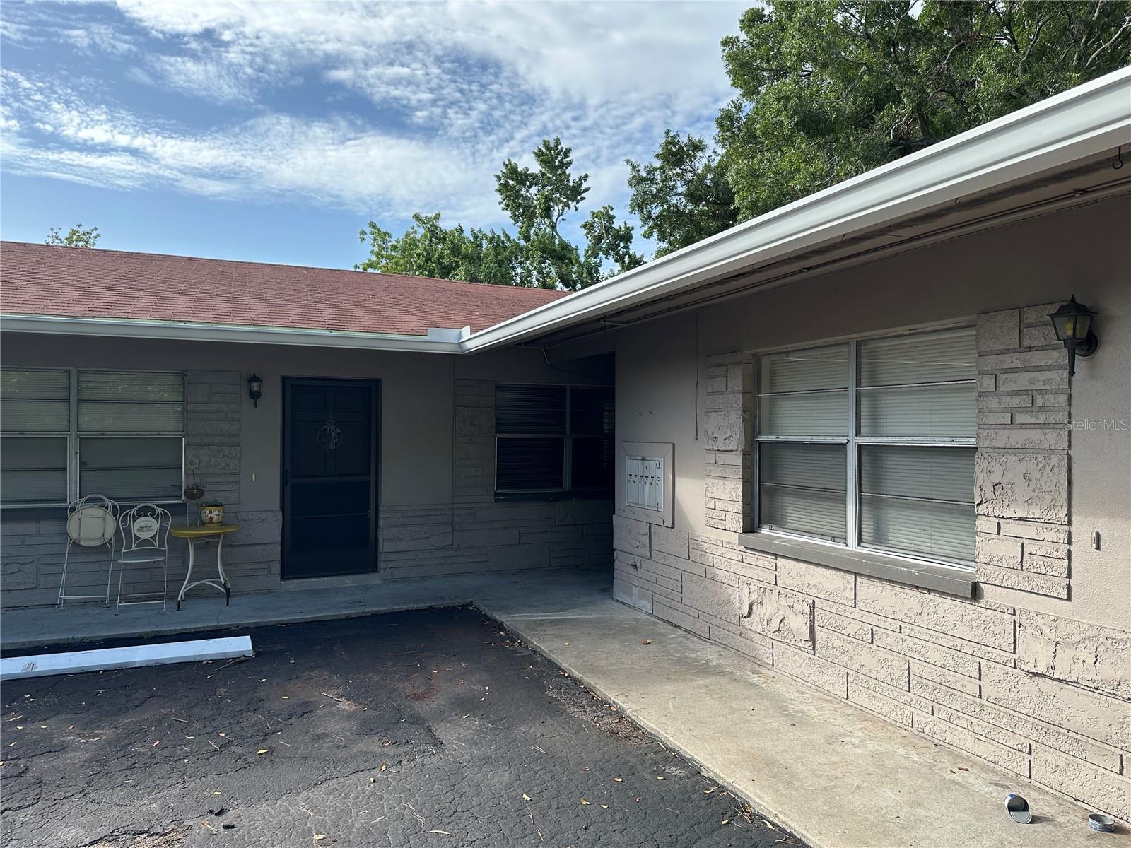 NORTH ST PETERSBURG - Residential Lease
