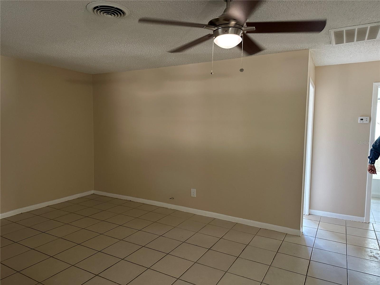NORTH ST PETERSBURG - Residential Lease