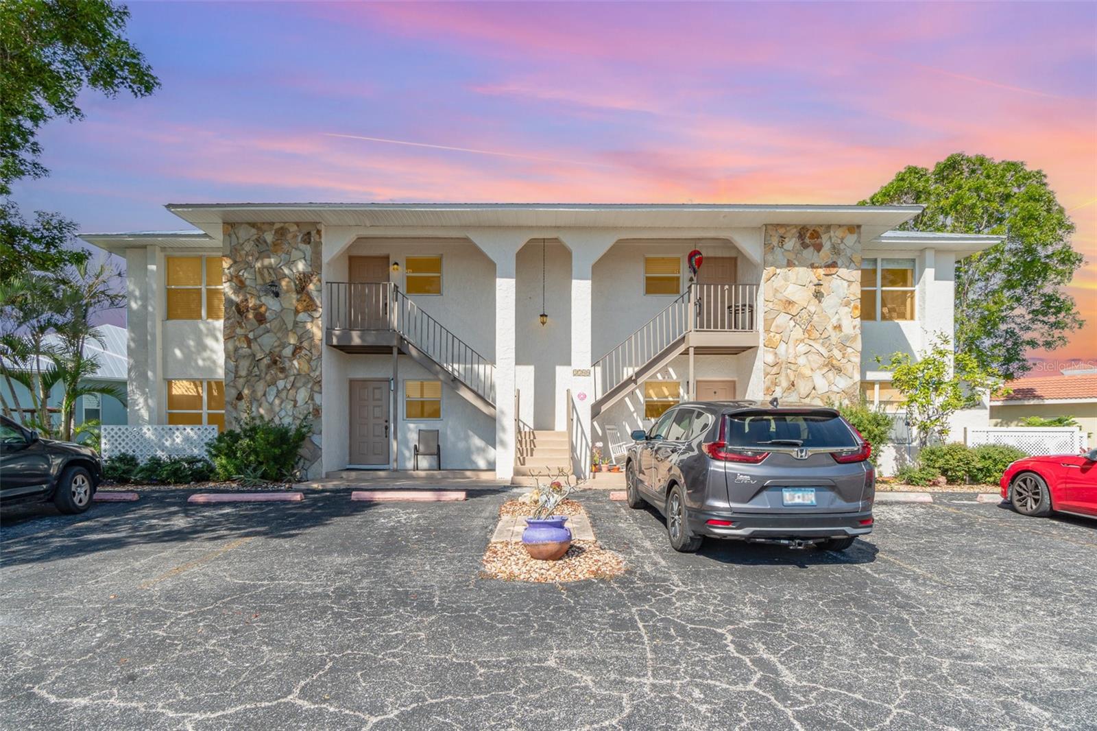 APPIAN POINTE - Residential