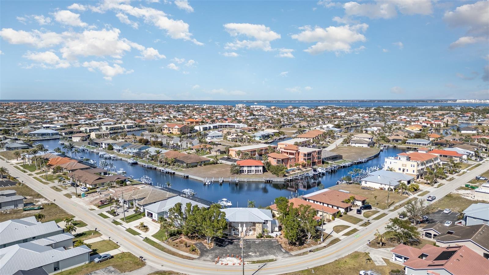 APPIAN POINTE - Residential