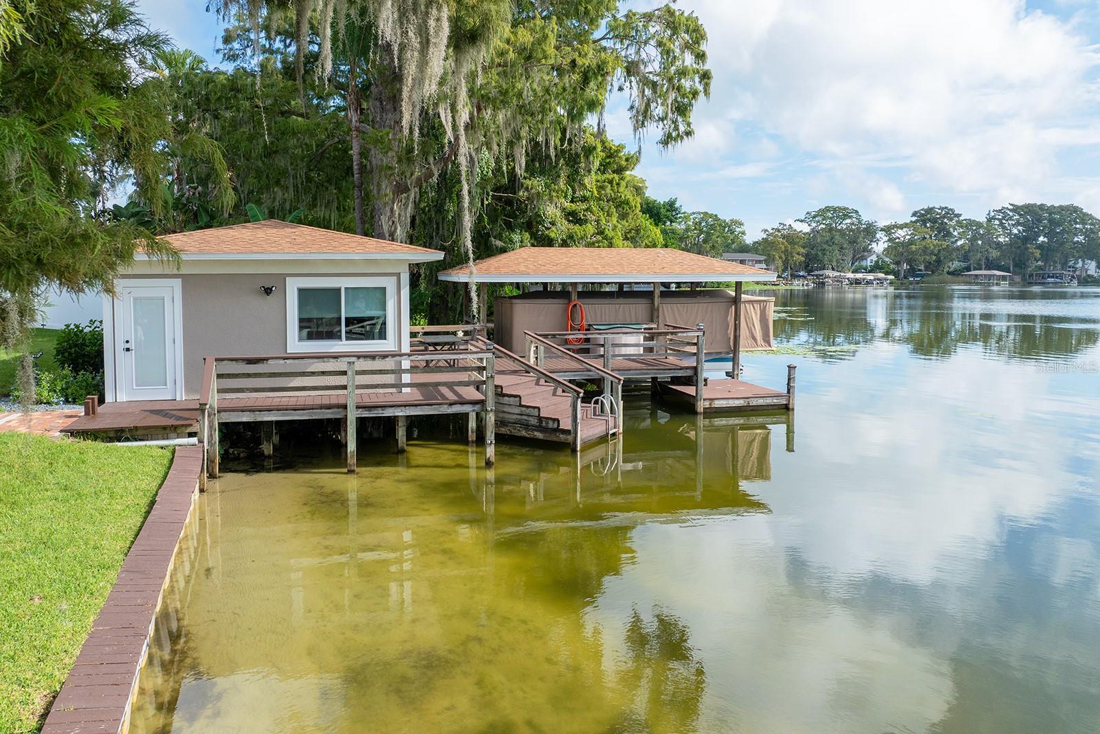 KILLARNEY CIRCLE - Residential