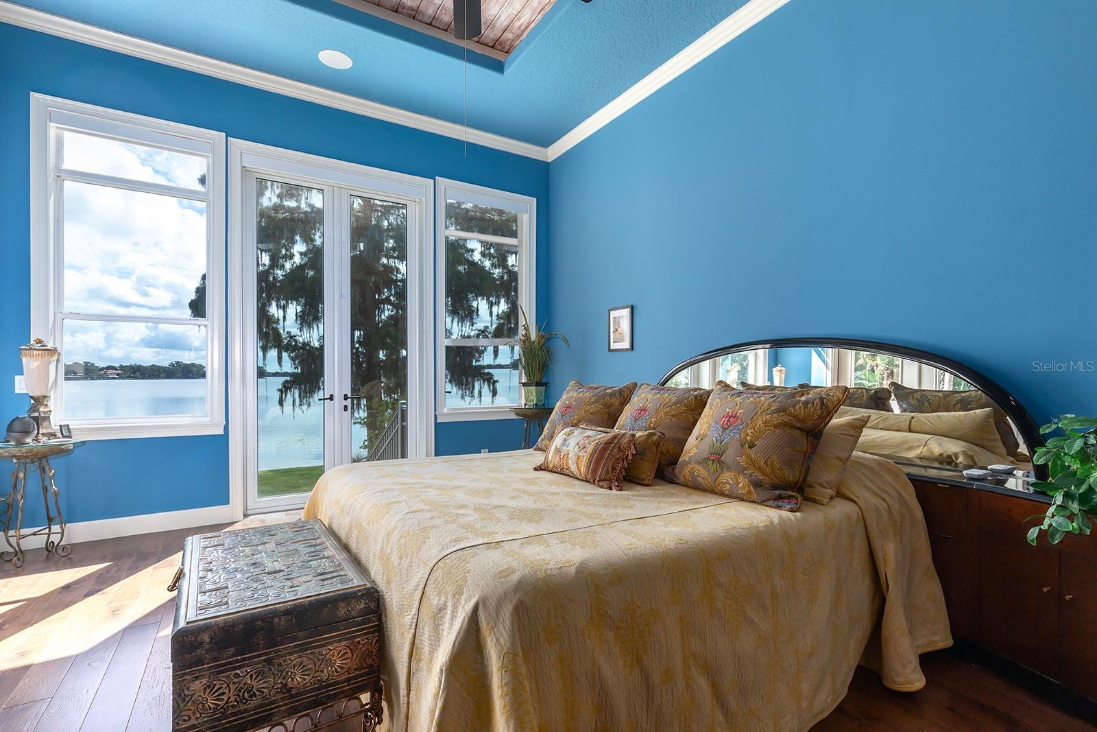 KILLARNEY CIRCLE - Residential