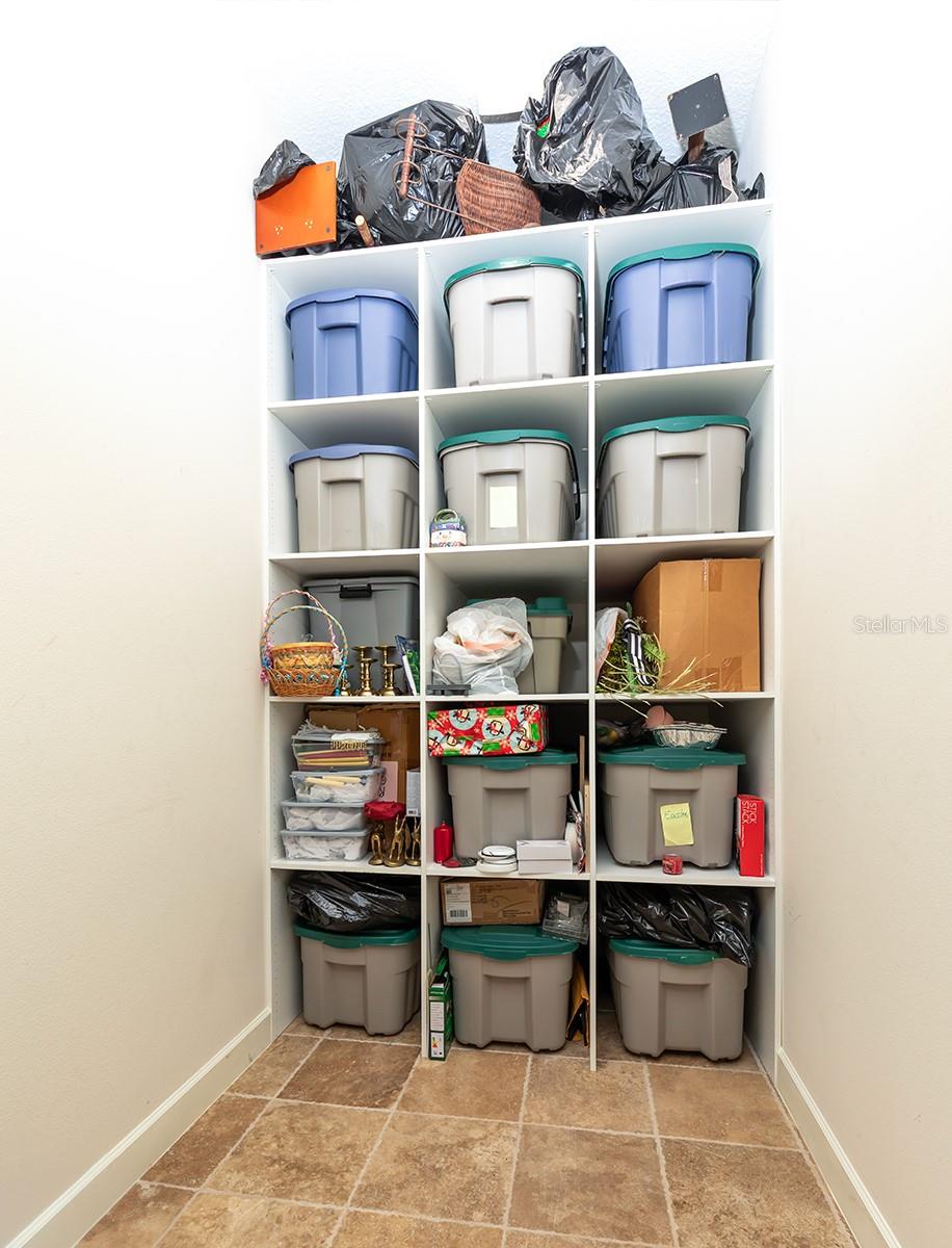 KILLARNEY CIRCLE - Residential