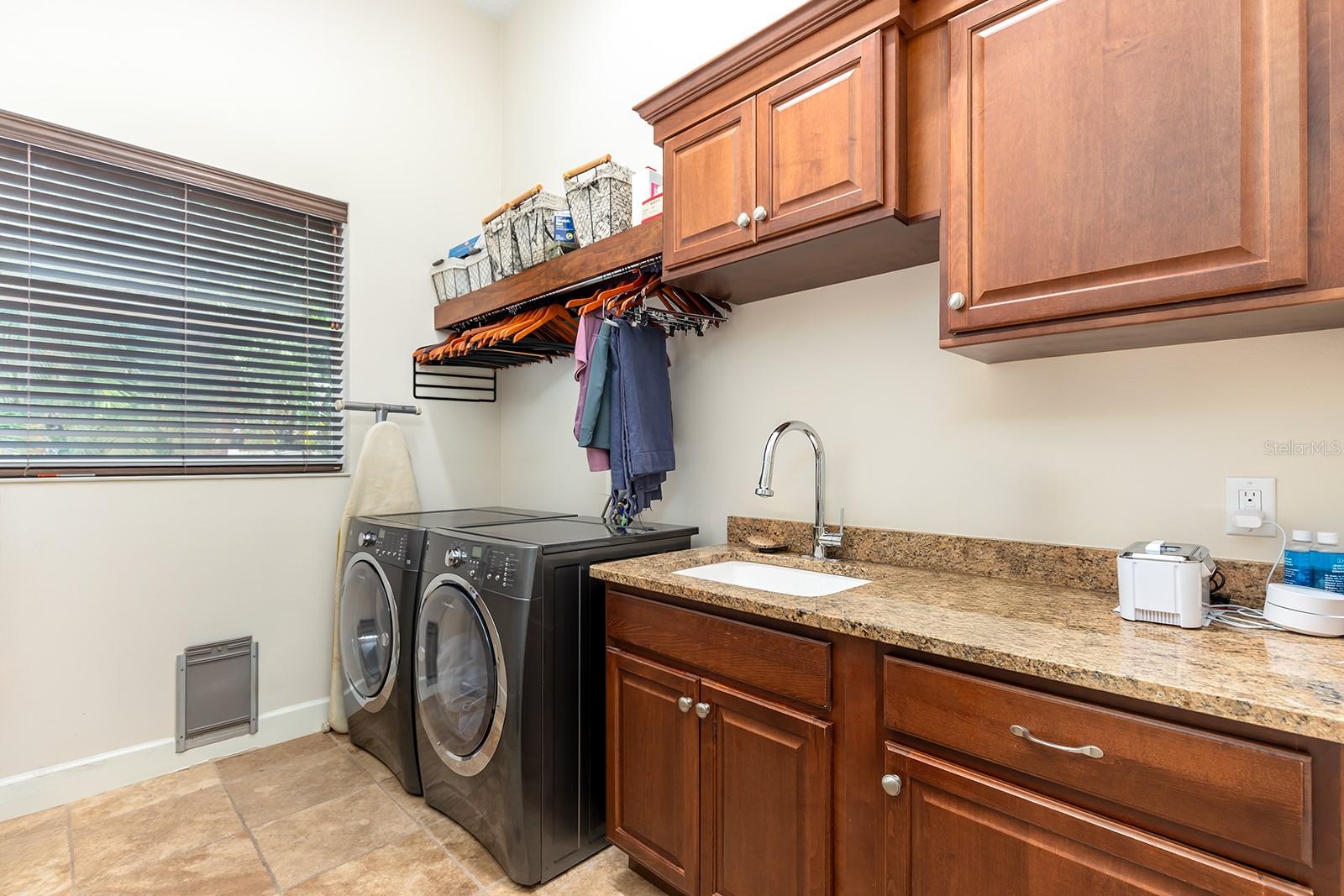 KILLARNEY CIRCLE - Residential