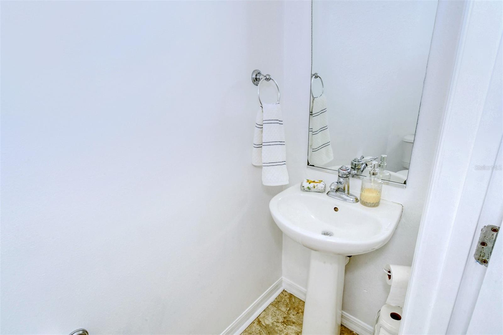 SAN MICHELE AT UNIVERSITY COMMONS - Residential Lease