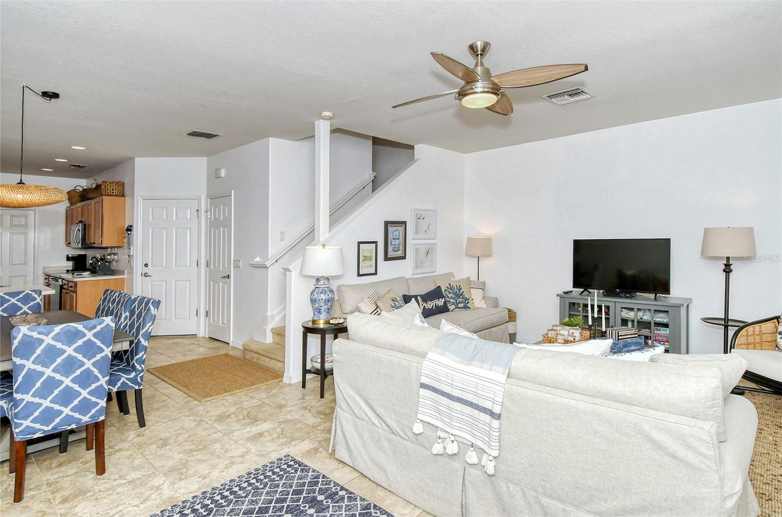 SAN MICHELE AT UNIVERSITY COMMONS - Residential Lease