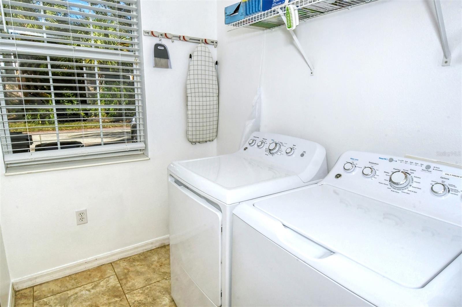 SAN MICHELE AT UNIVERSITY COMMONS - Residential Lease