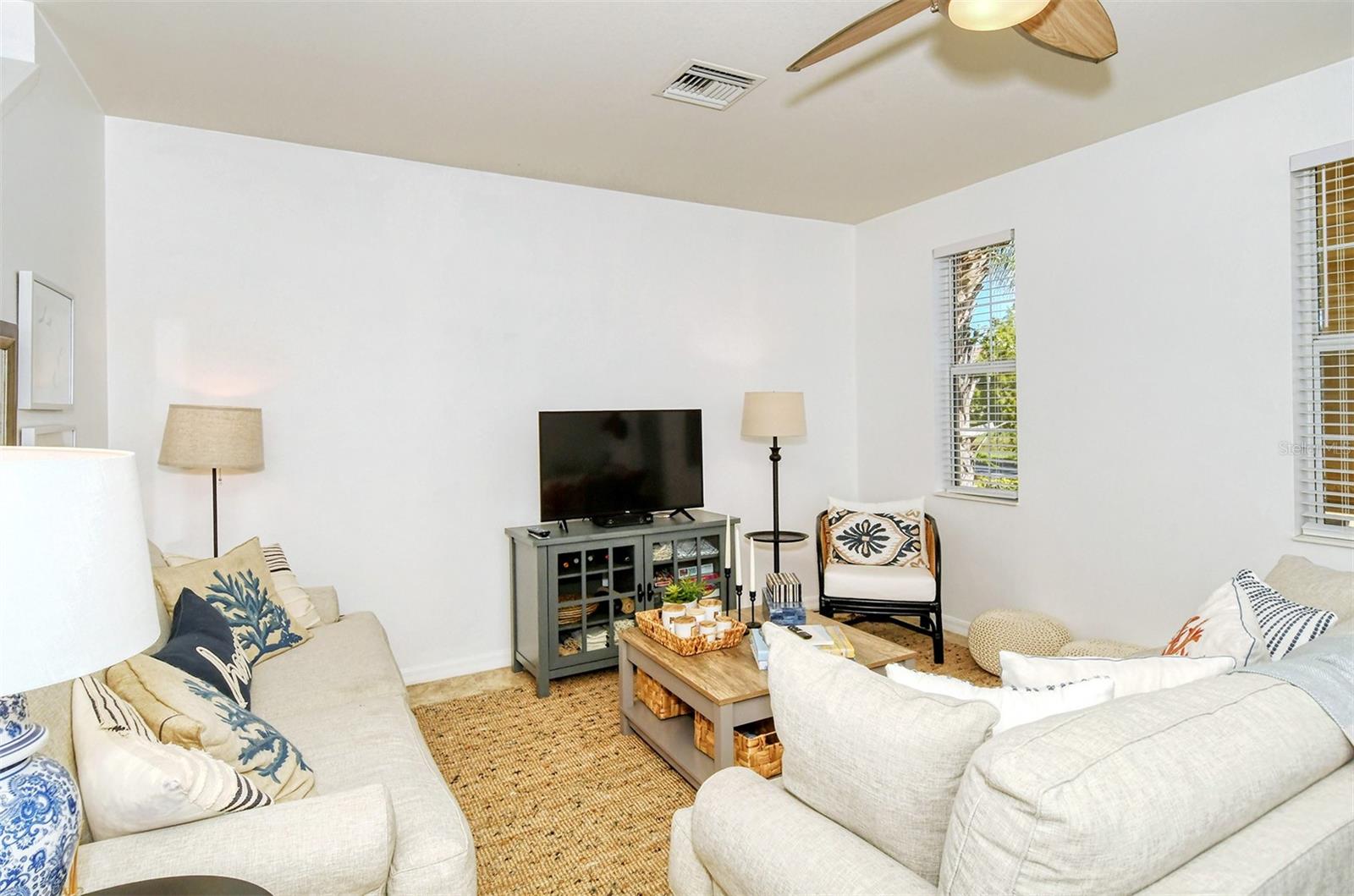 SAN MICHELE AT UNIVERSITY COMMONS - Residential Lease