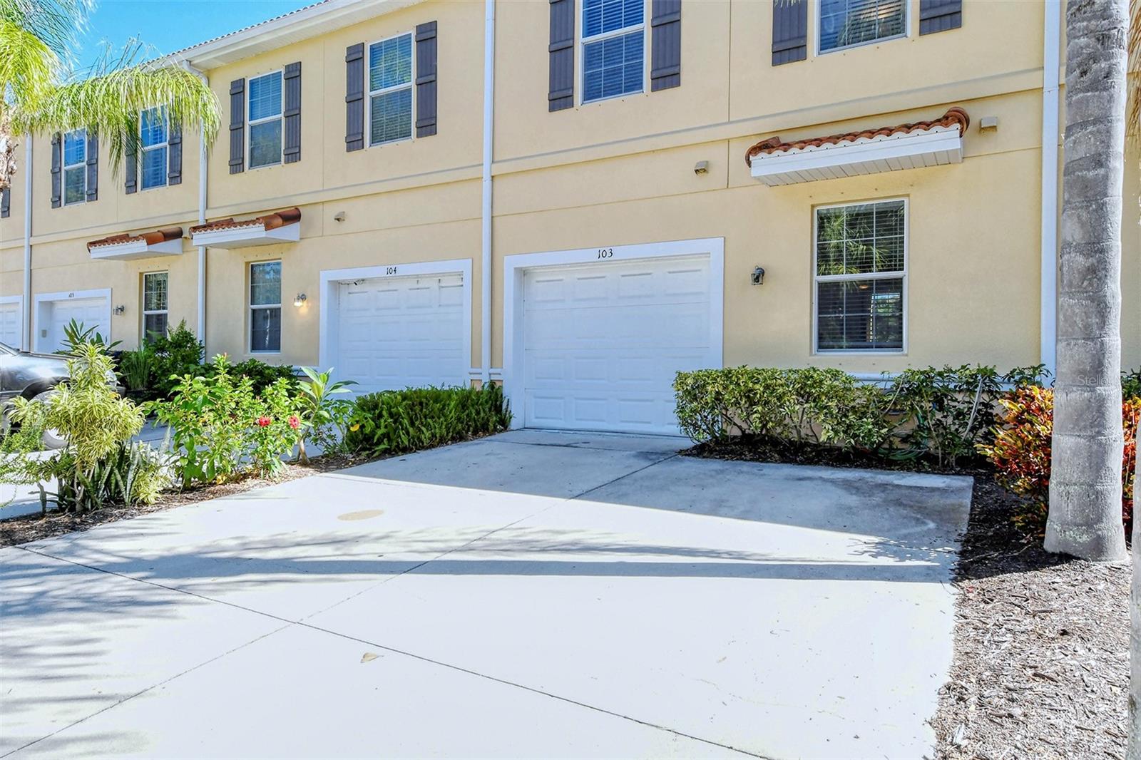 SAN MICHELE AT UNIVERSITY COMMONS - Residential Lease