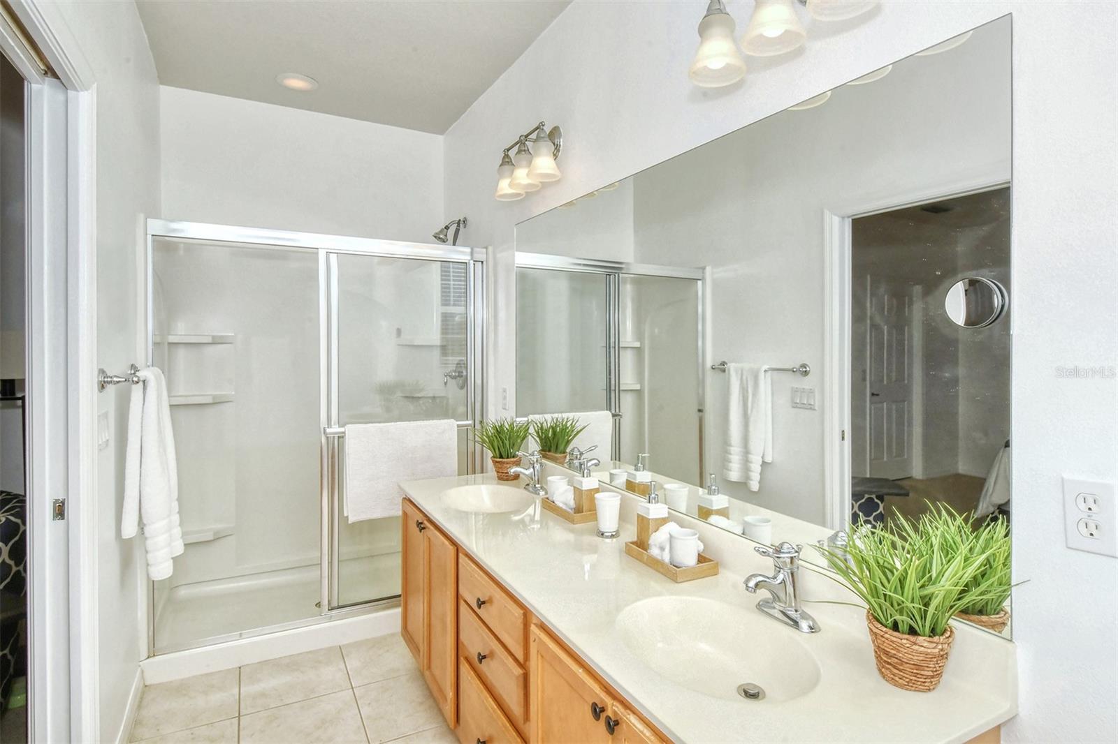 SAN MICHELE AT UNIVERSITY COMMONS - Residential Lease
