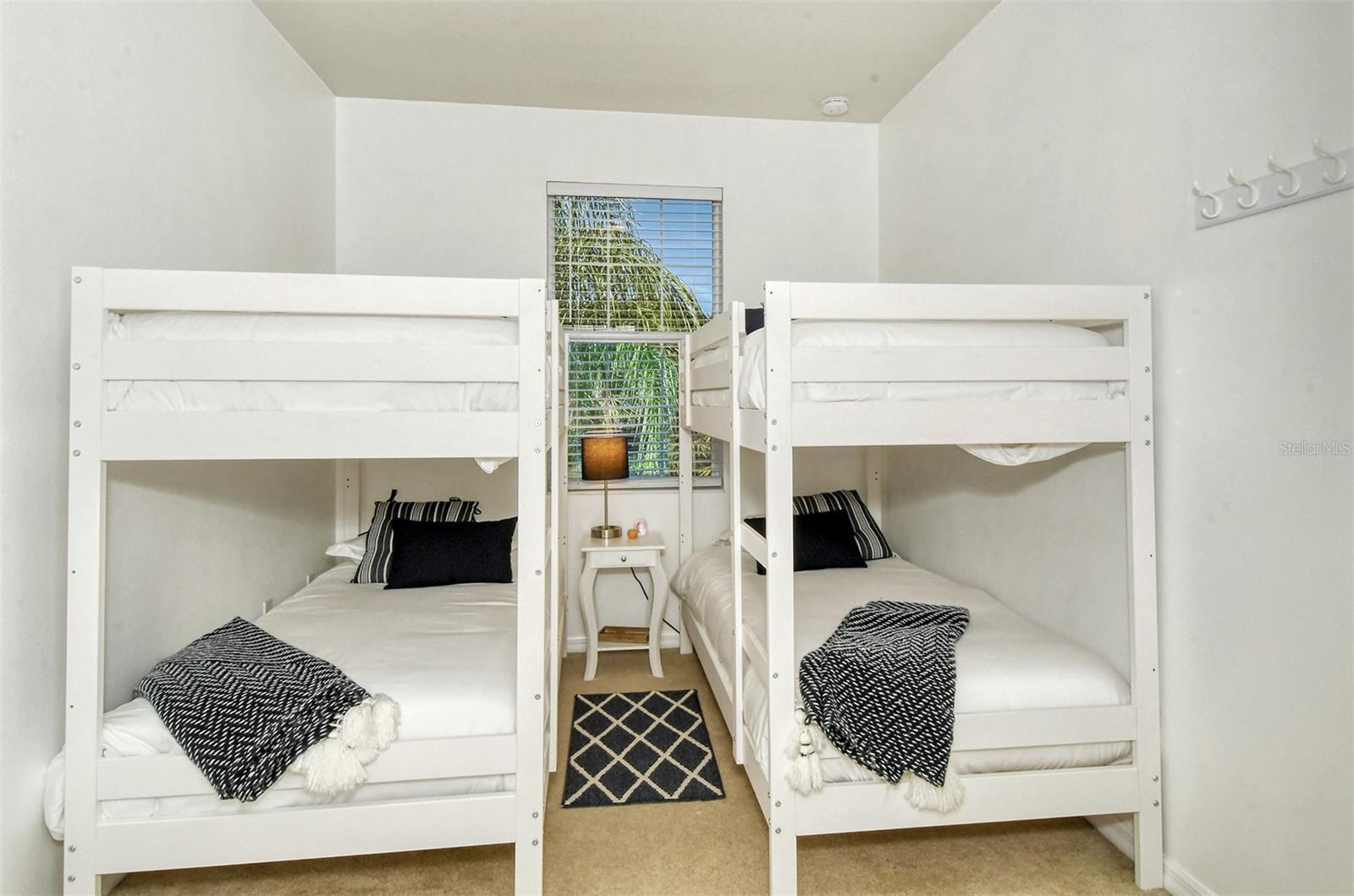 SAN MICHELE AT UNIVERSITY COMMONS - Residential Lease