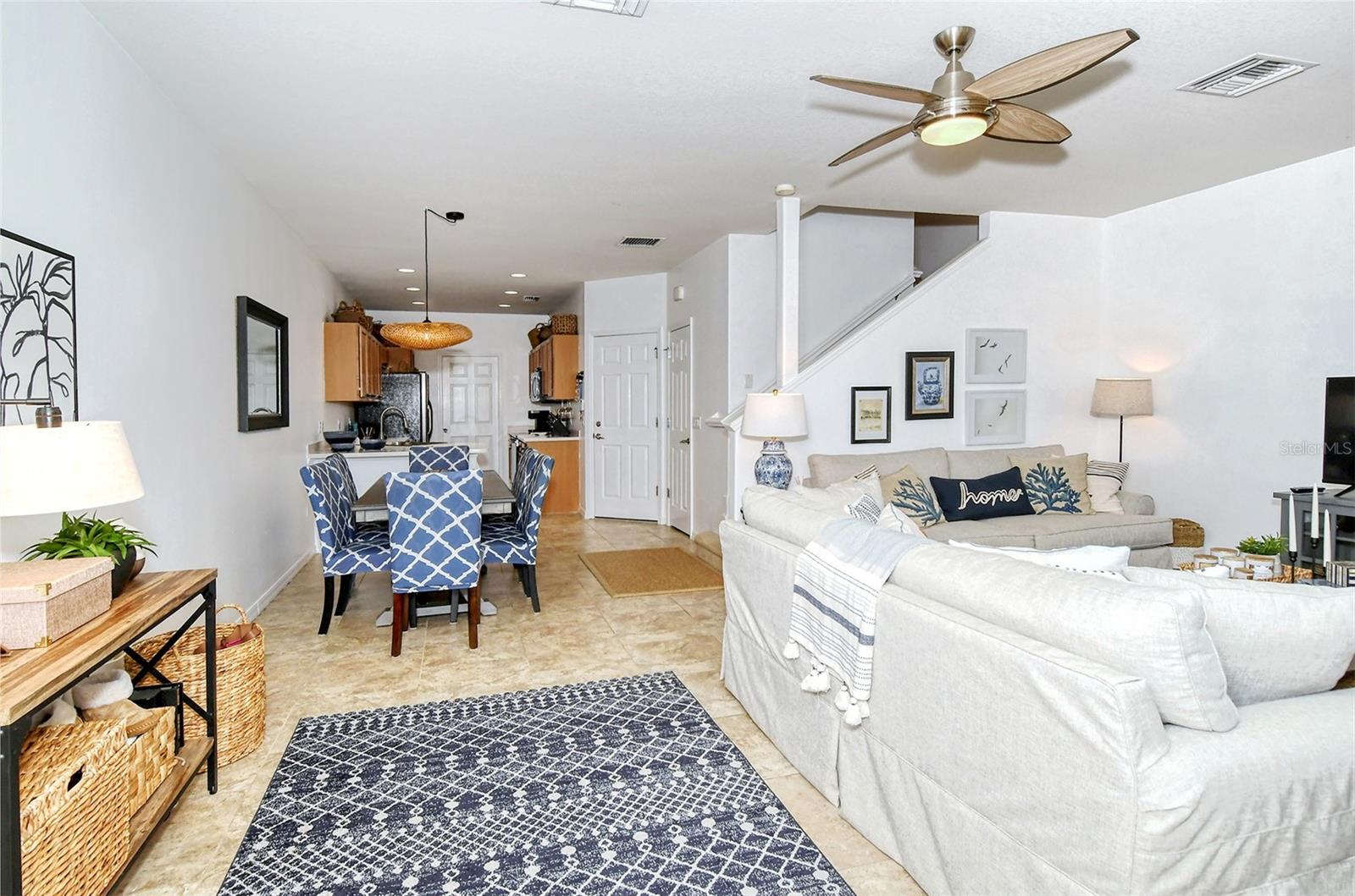SAN MICHELE AT UNIVERSITY COMMONS - Residential Lease