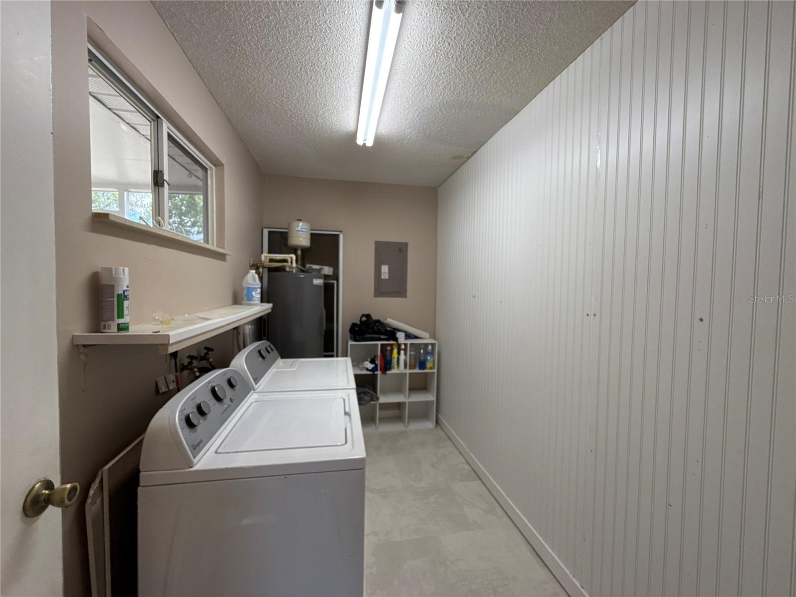 OAK RUN - Residential Lease