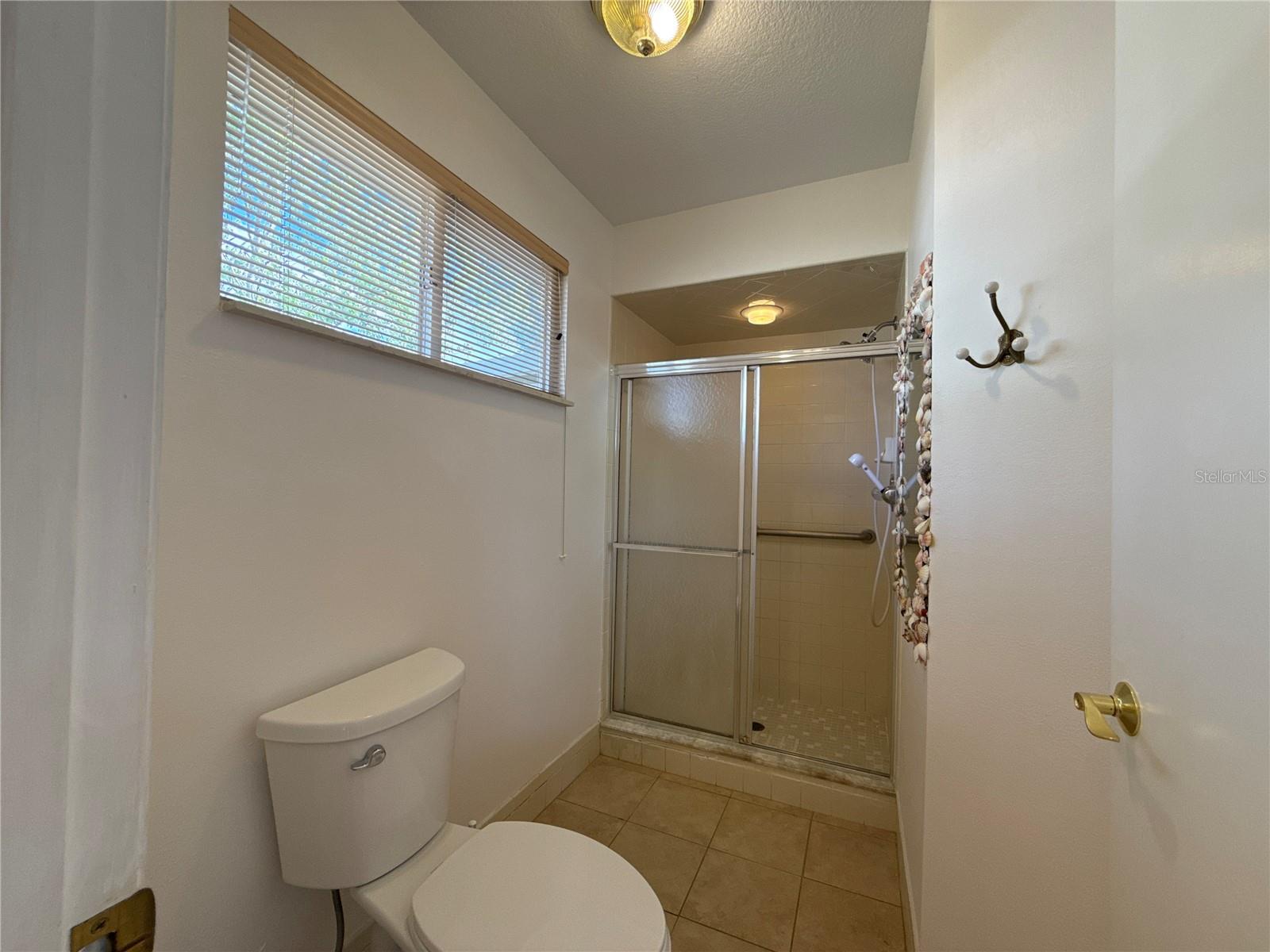 OAK RUN - Residential Lease