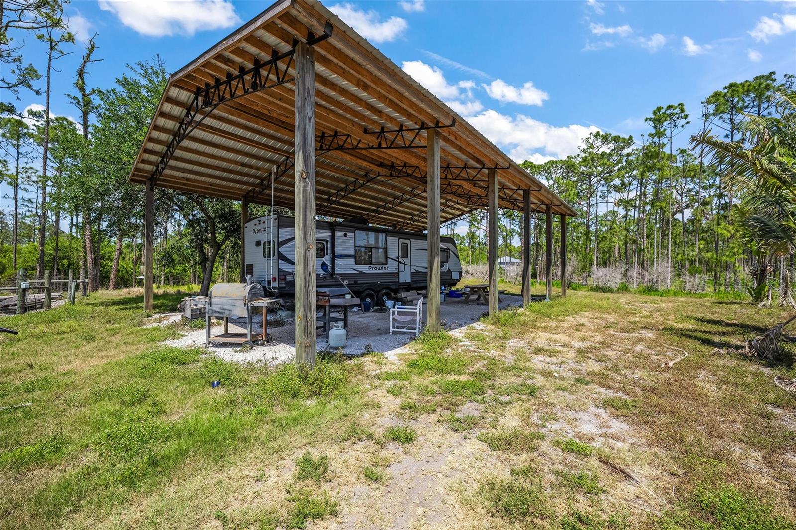 NORTH PORT CHARLOTTE ESTATES - Land