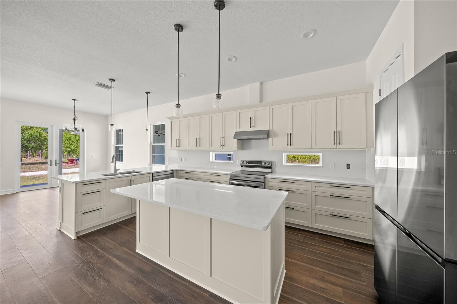 NORTH PORT CHARLOTTE ESTATES - Land
