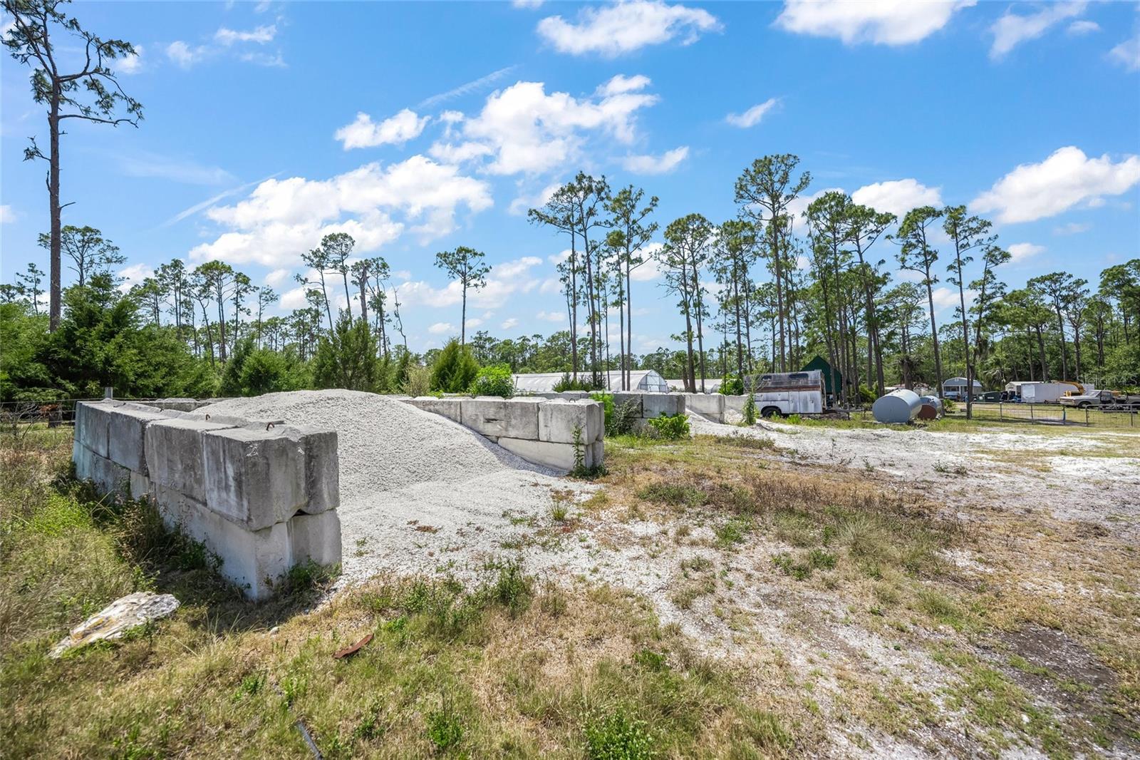 NORTH PORT CHARLOTTE ESTATES - Land